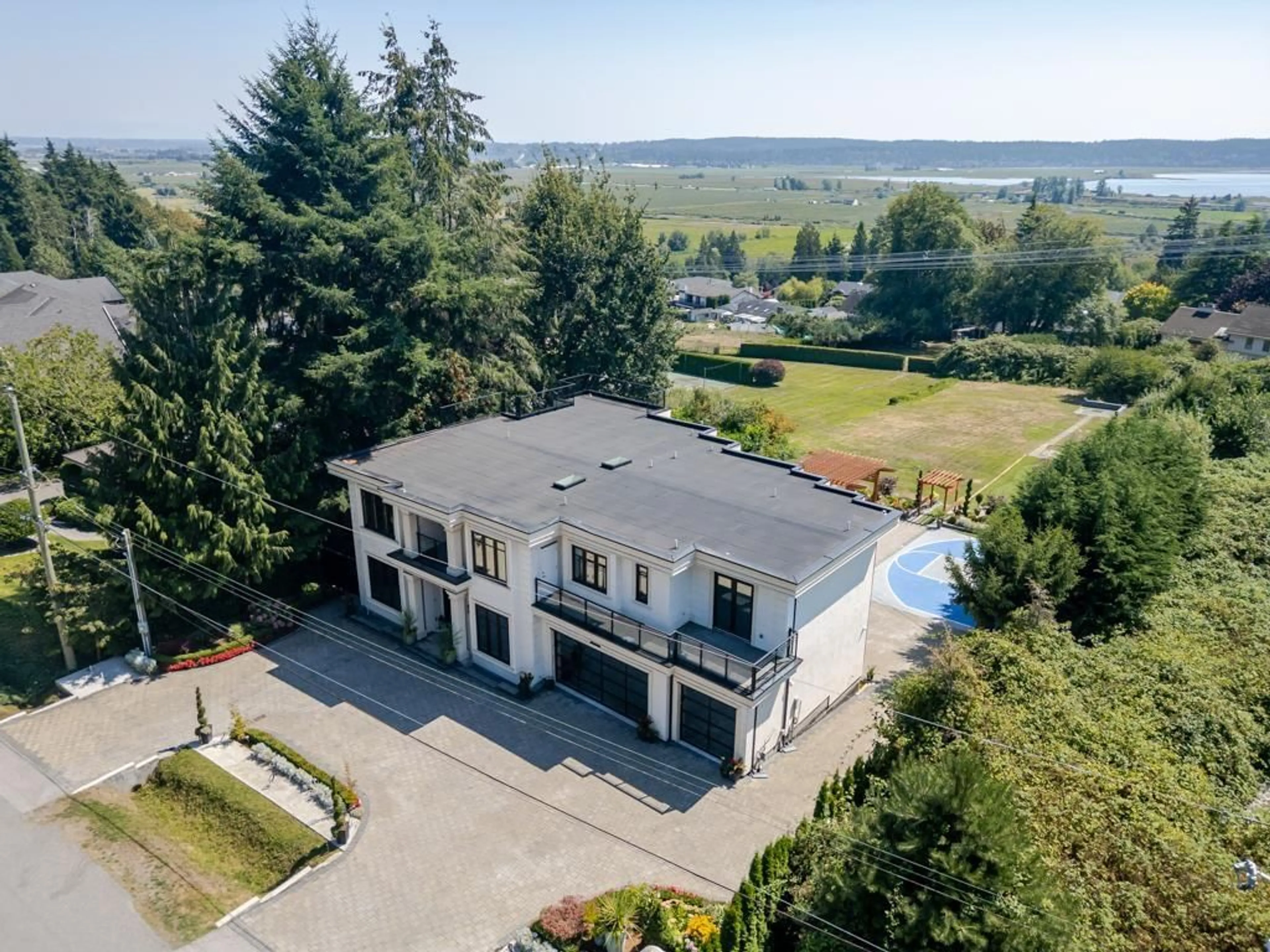 Unknown for 12862 54A AVENUE, Surrey British Columbia V3X3C9
