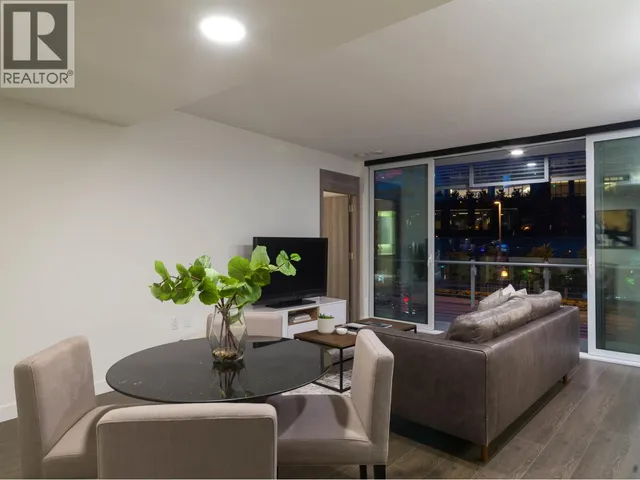 306 - 89 NELSON STREET, Vancouver 4