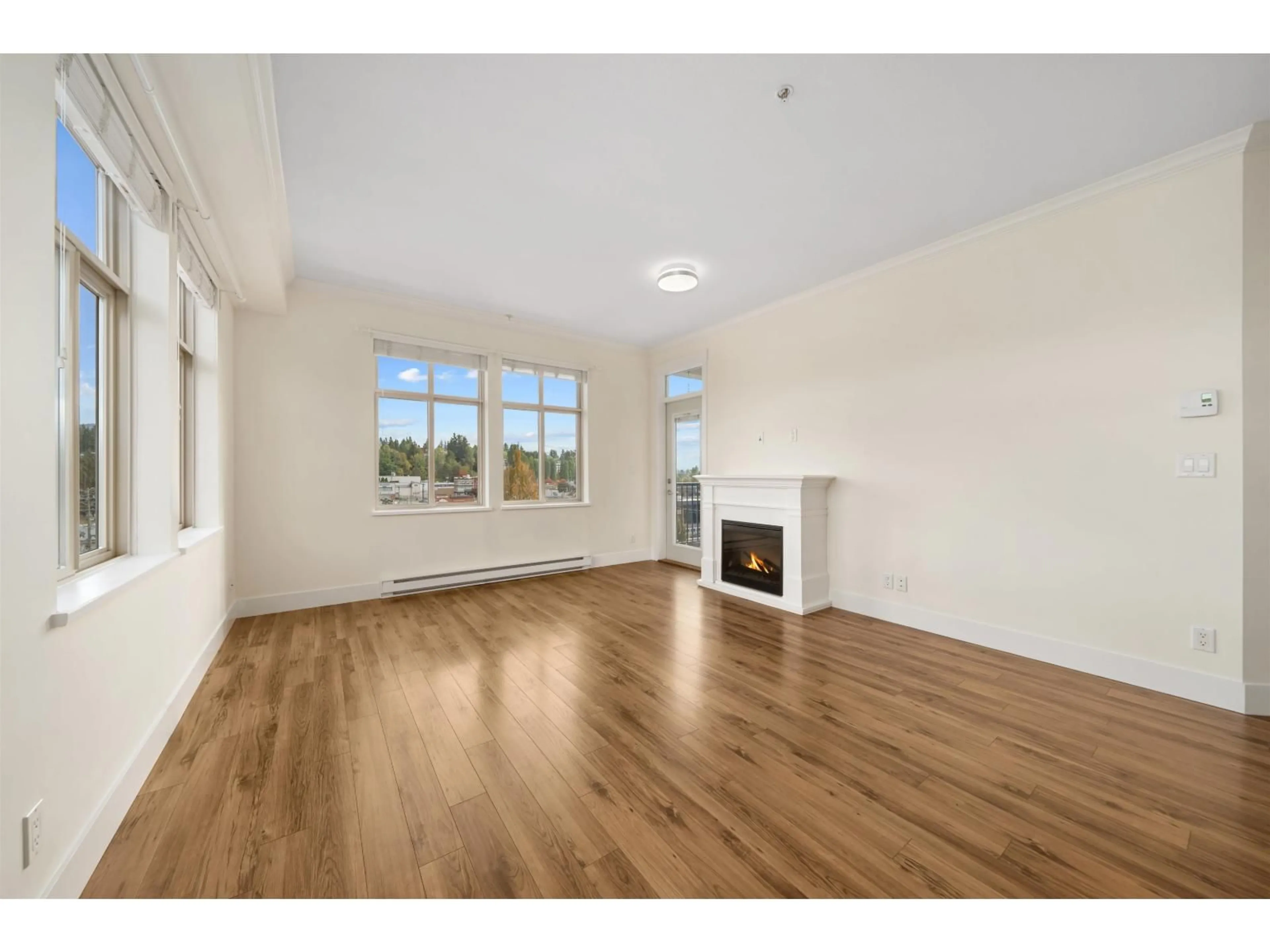 A pic of a room for 305 - 2632 PAULINE STREET, Abbotsford British Columbia V2S0C9