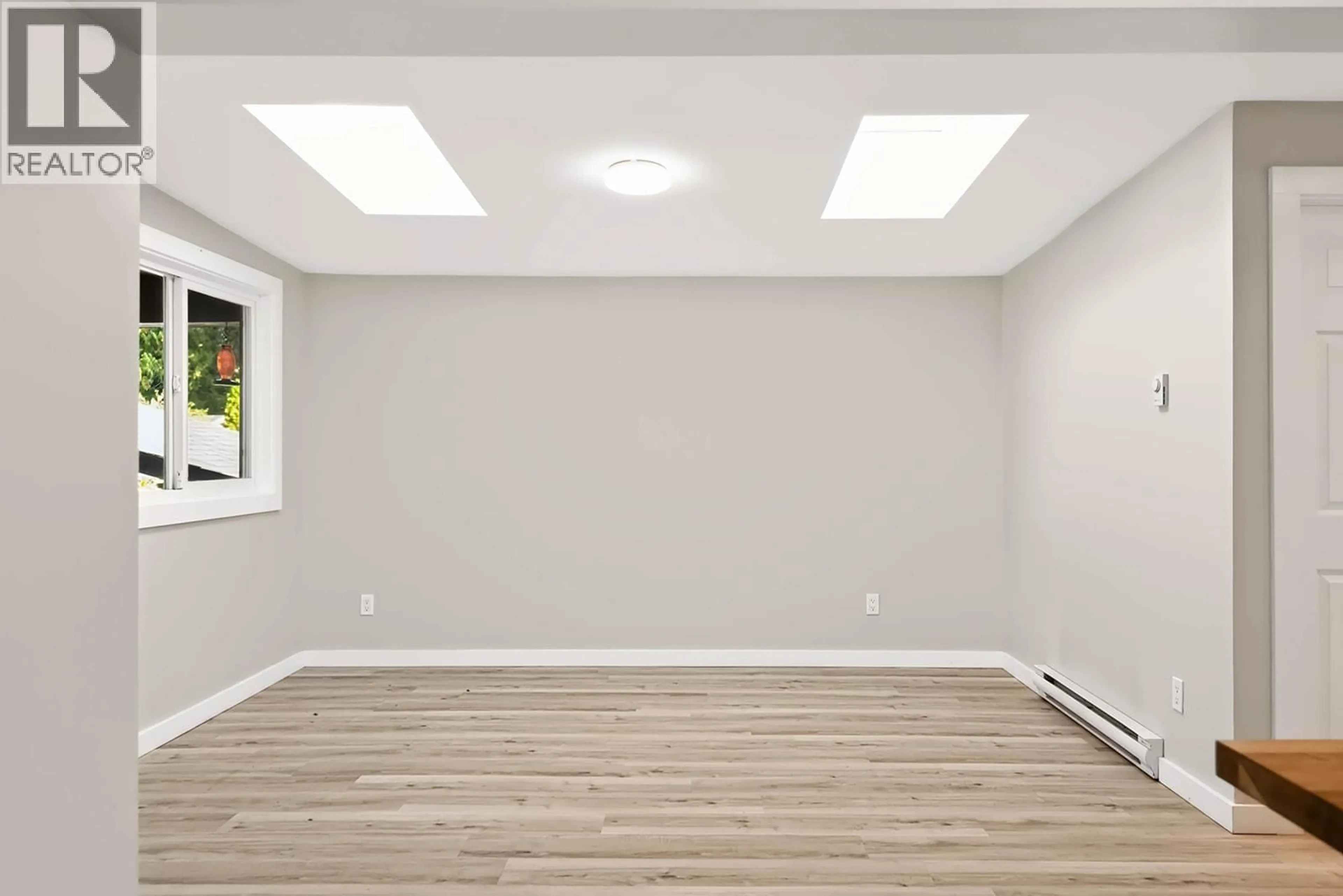 A pic of a room for 1413 SUNSHINE COAST HIGHWAY, Gibsons British Columbia V0N1V5