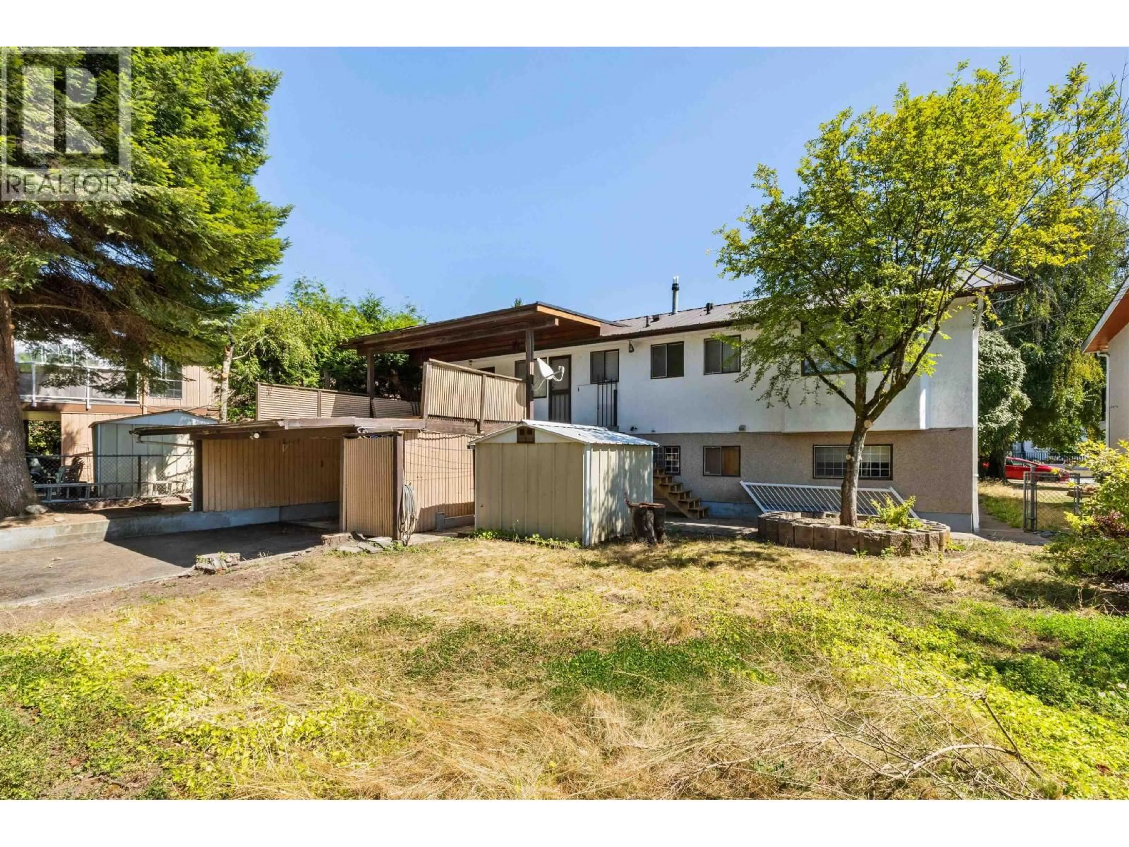 A pic from outside/outdoor area/front of a property/back of a property/a pic from drone, street for 2019 PAULUS CRESCENT, Burnaby British Columbia V5A2M2