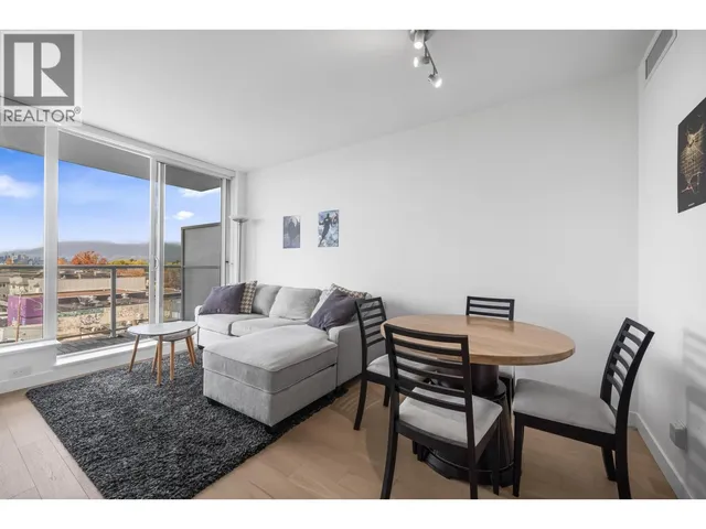 603 - 4638 GLADSTONE STREET, Vancouver 2