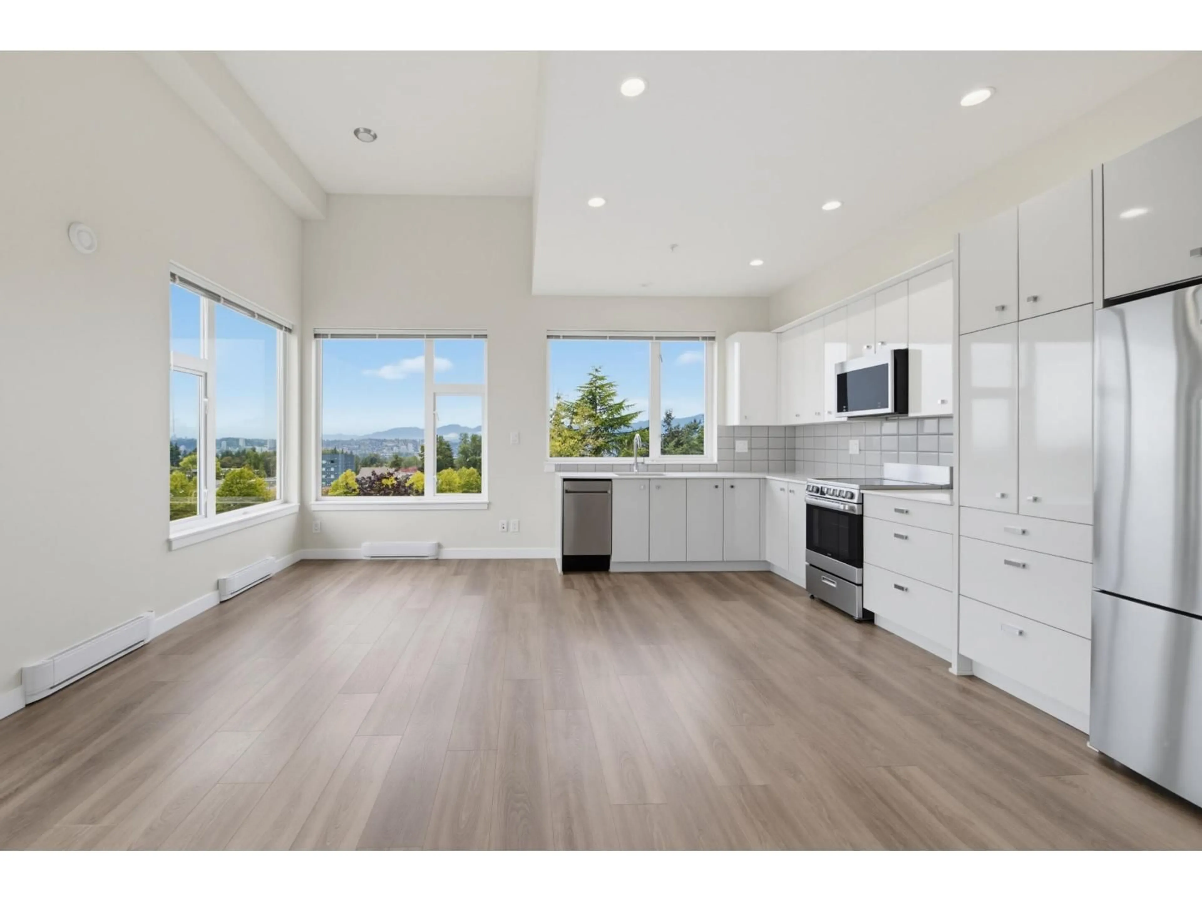 Open concept kitchen, unknown for 509 - 10838 WHALLEY BOULEVARD, Surrey British Columbia V3R0G8