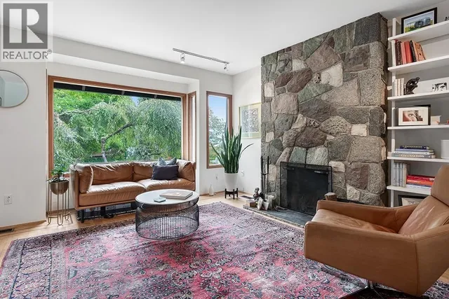 3524 16TH AVENUE, Vancouver 2
