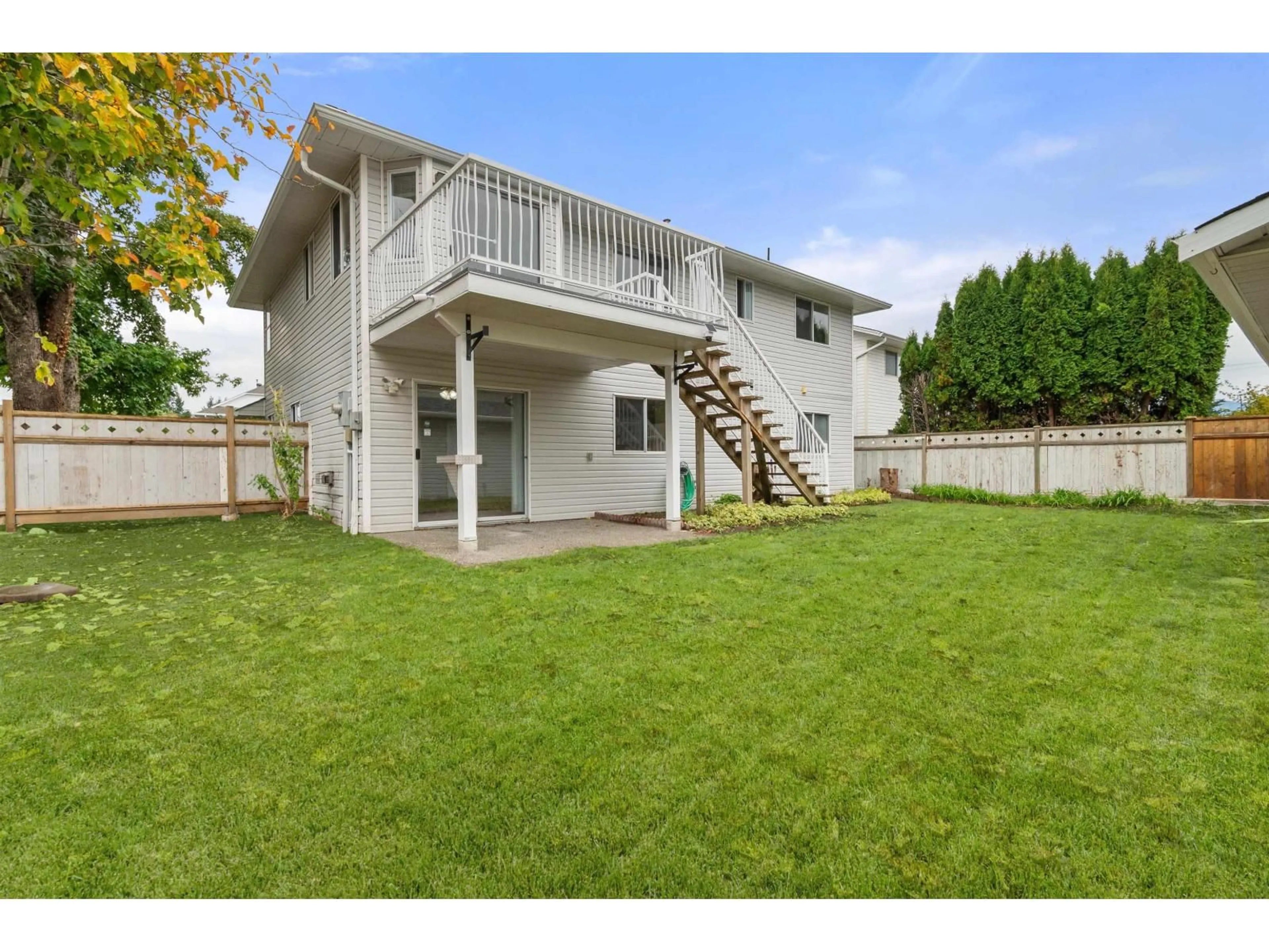 Unknown for 5964 CAMBRIDGE STREET, Chilliwack British Columbia V2R2Y4