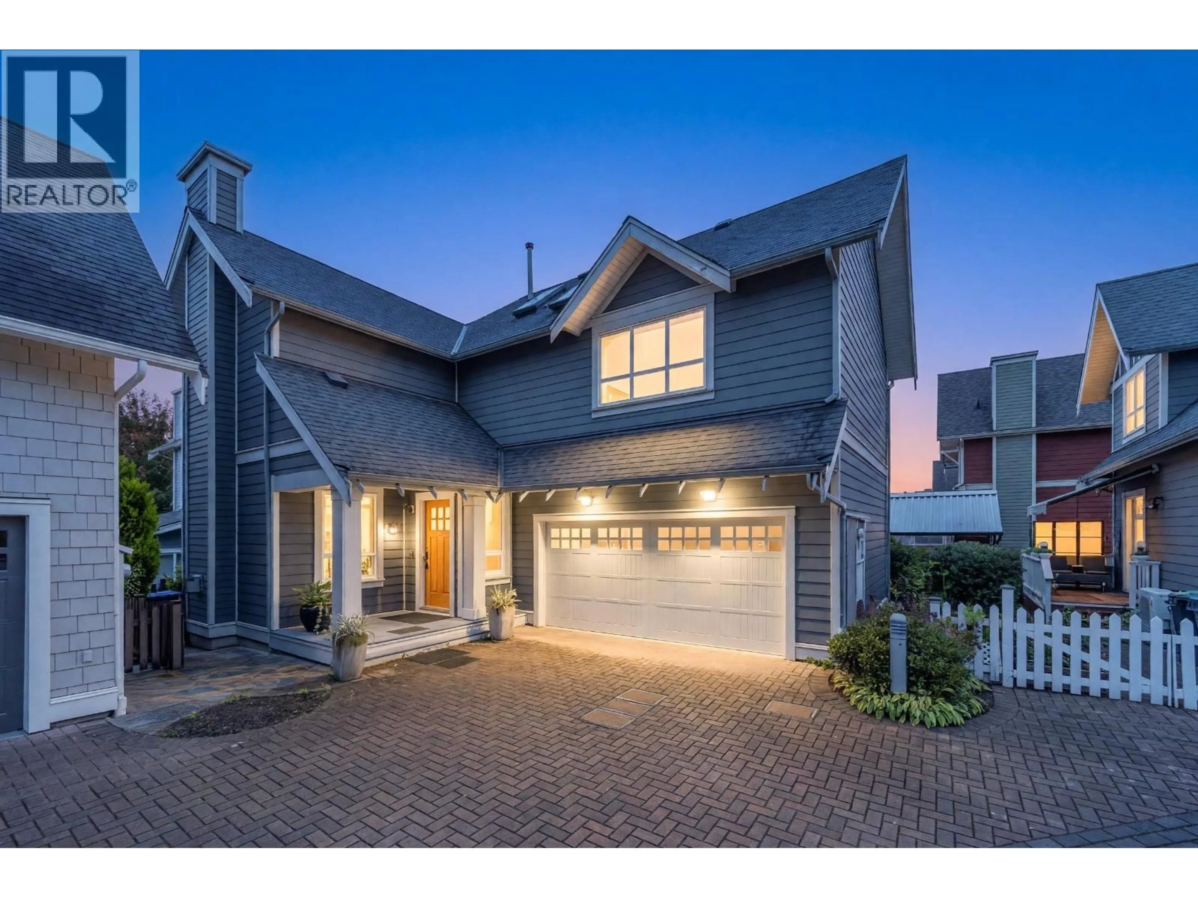 Unknown for 264 HOLLY AVENUE, New Westminster British Columbia V3M0B3