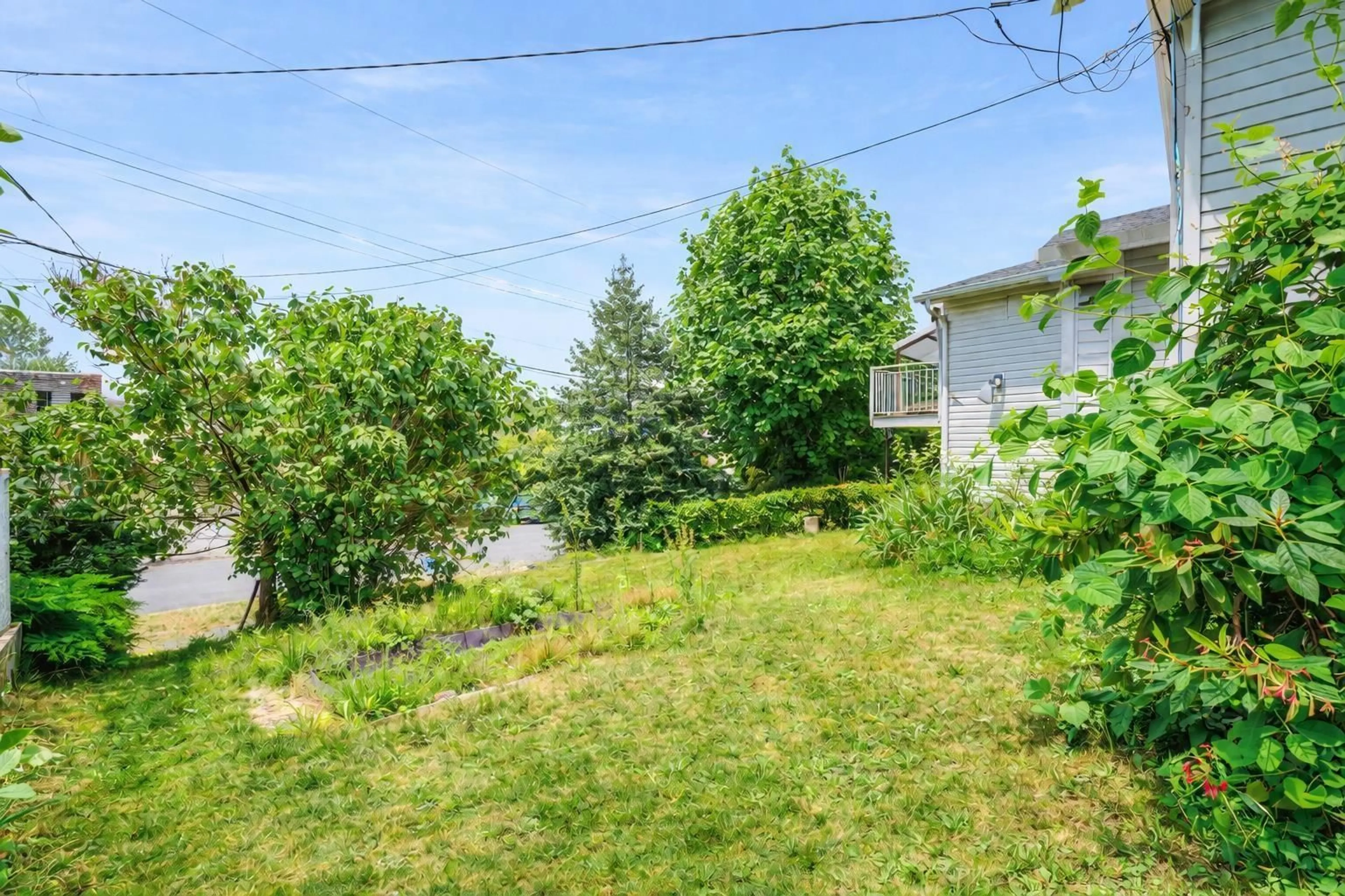 Patio, water/lake/river/ocean view for 32881 1ST AVENUE, Mission British Columbia V2V1E8