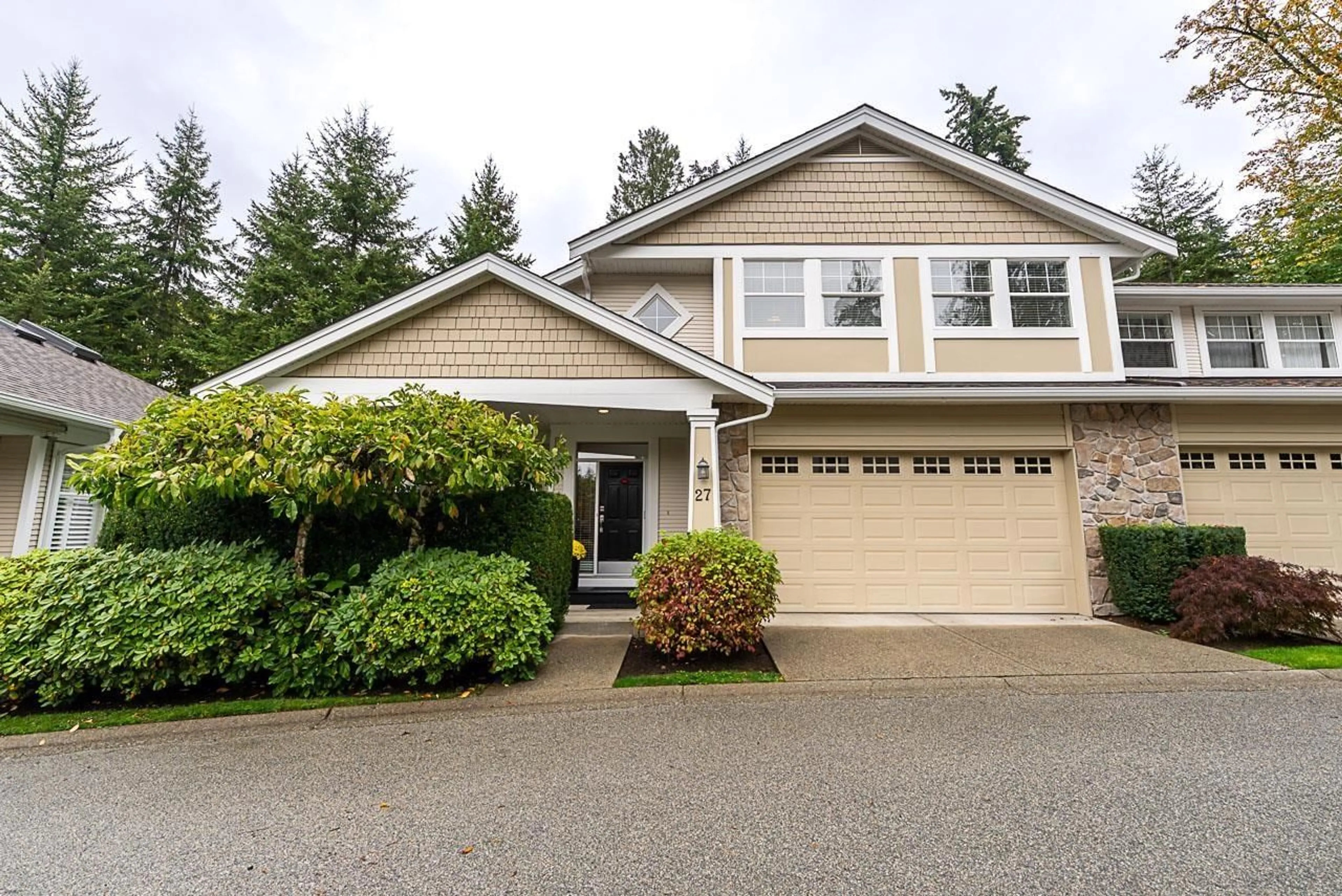 Home with vinyl exterior material, street for 27 - 3500 144 STREET, Surrey British Columbia V4P3J6