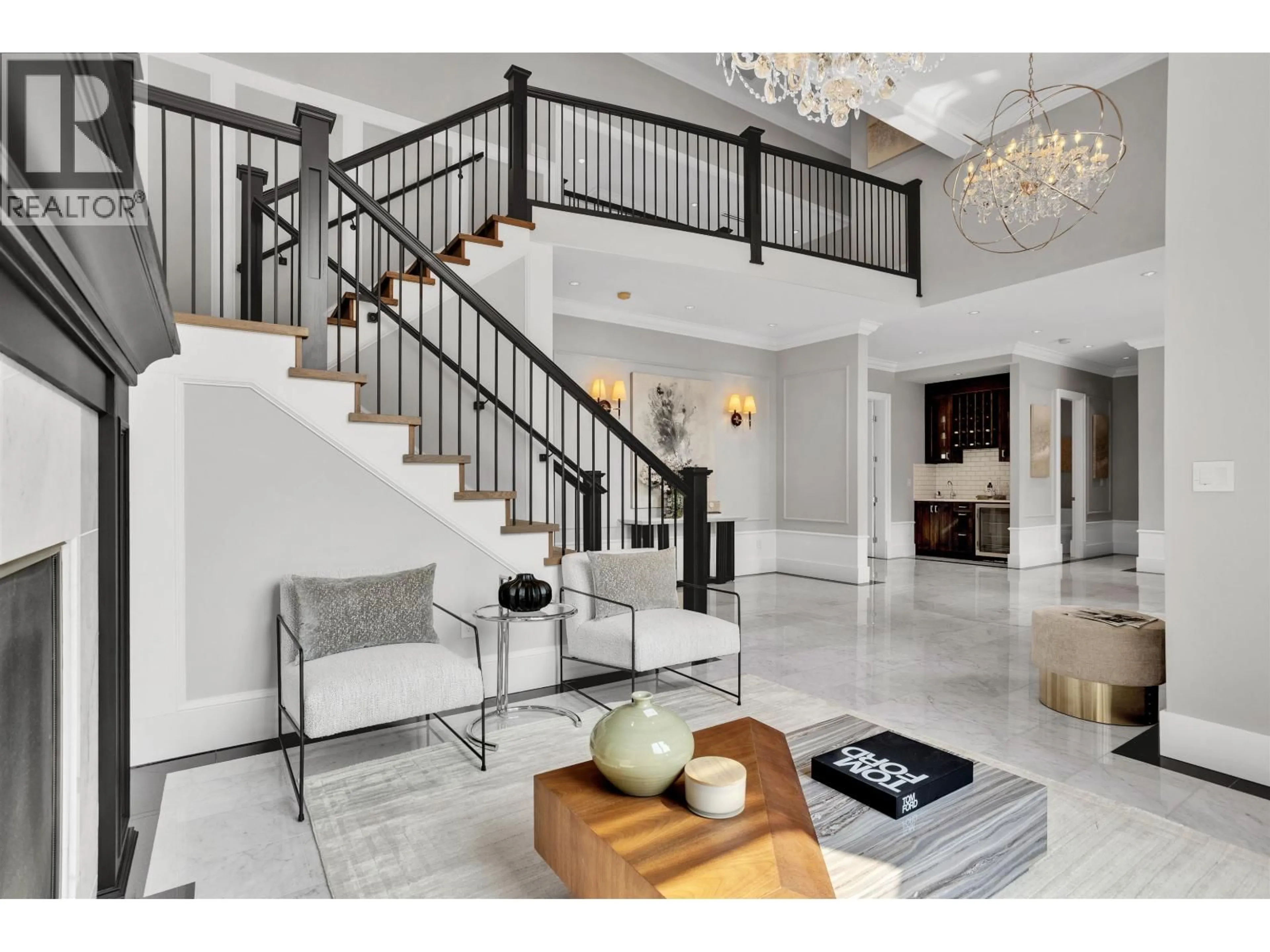 Indoor entryway for 7691 SUNNYMEDE CRESCENT, Richmond British Columbia V6Y1H3