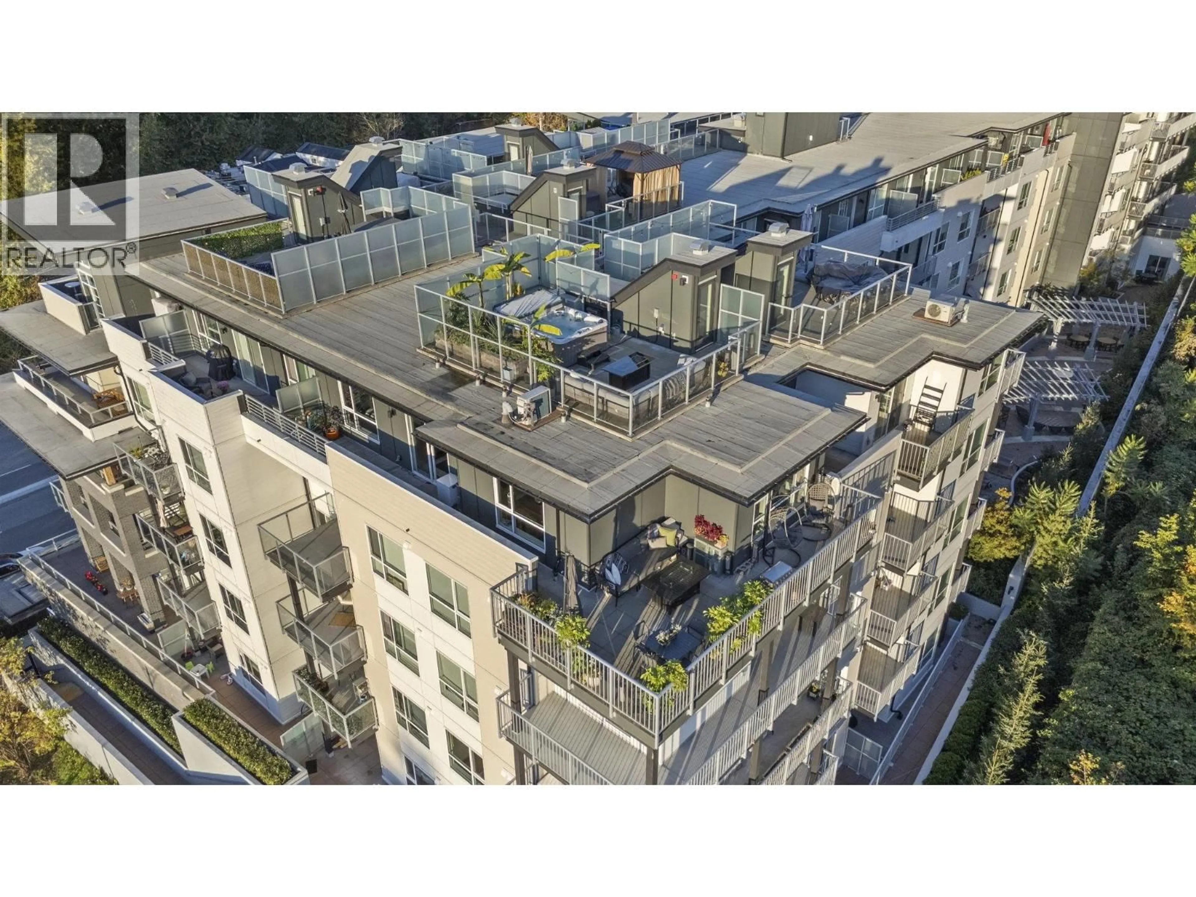A pic from outside/outdoor area/front of a property/back of a property/a pic from drone, city buildings view from balcony for 605 - 3229 ST JOHNS STREET, Port Moody British Columbia V3H0M4