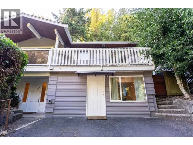 1835 ARBORLYNN DRIVE, North Vancouver 4