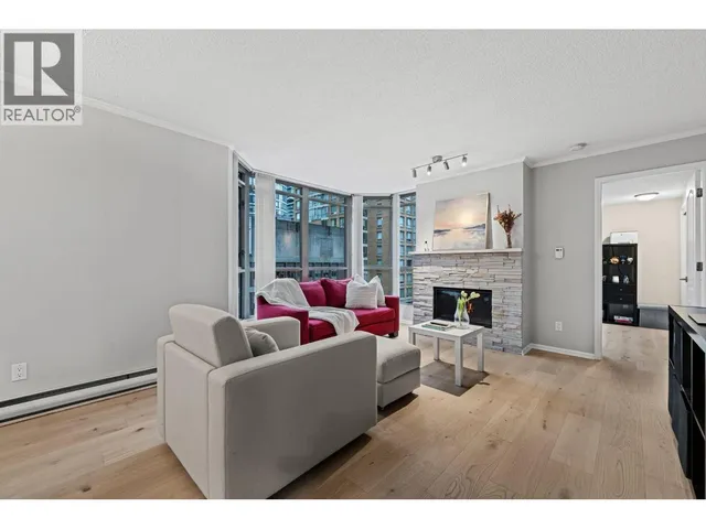 906 - 867 HAMILTON STREET, Vancouver 2