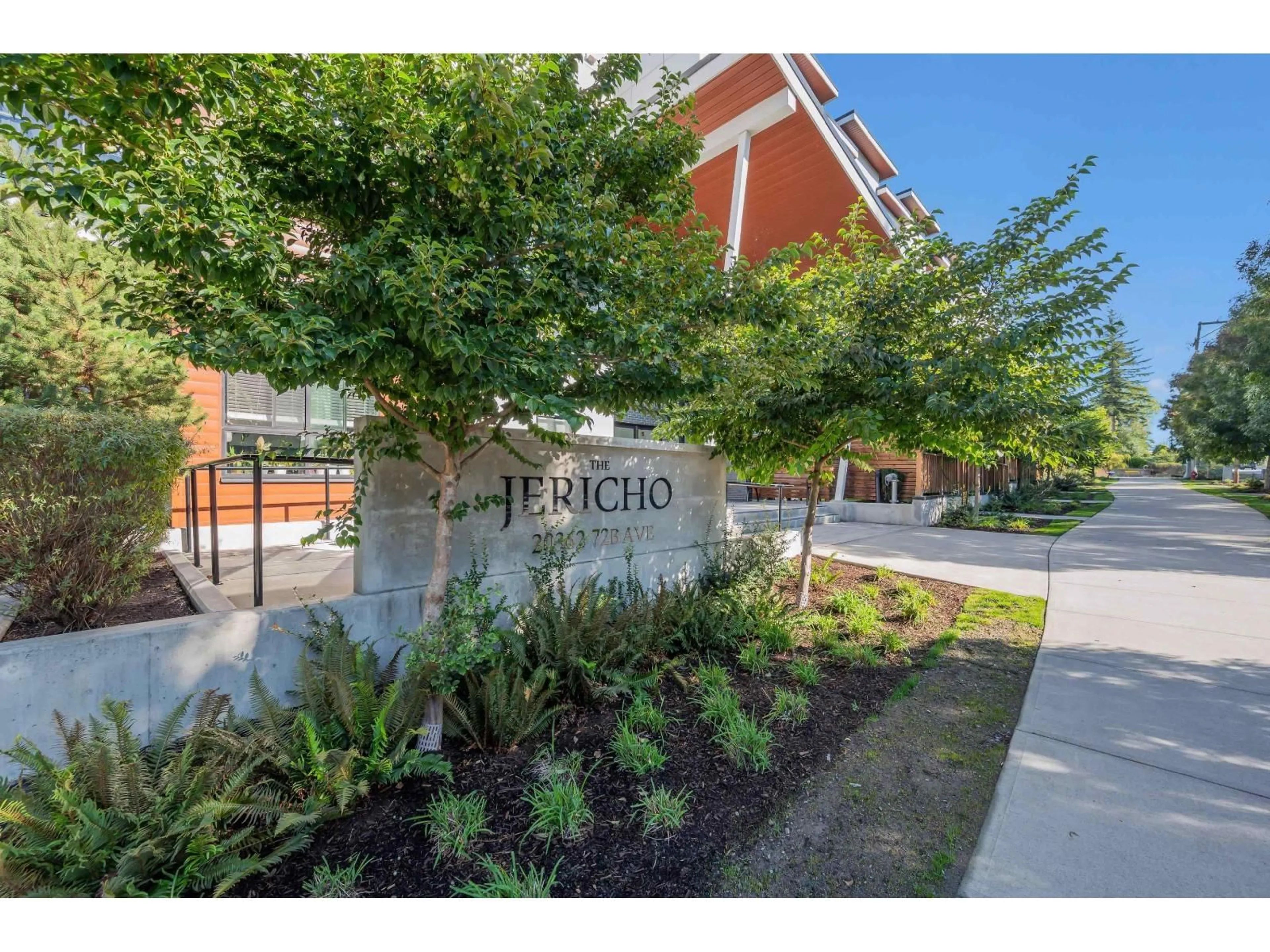 Unknown for 309 - 20362 72B AVENUE, Langley British Columbia V2Y5K4