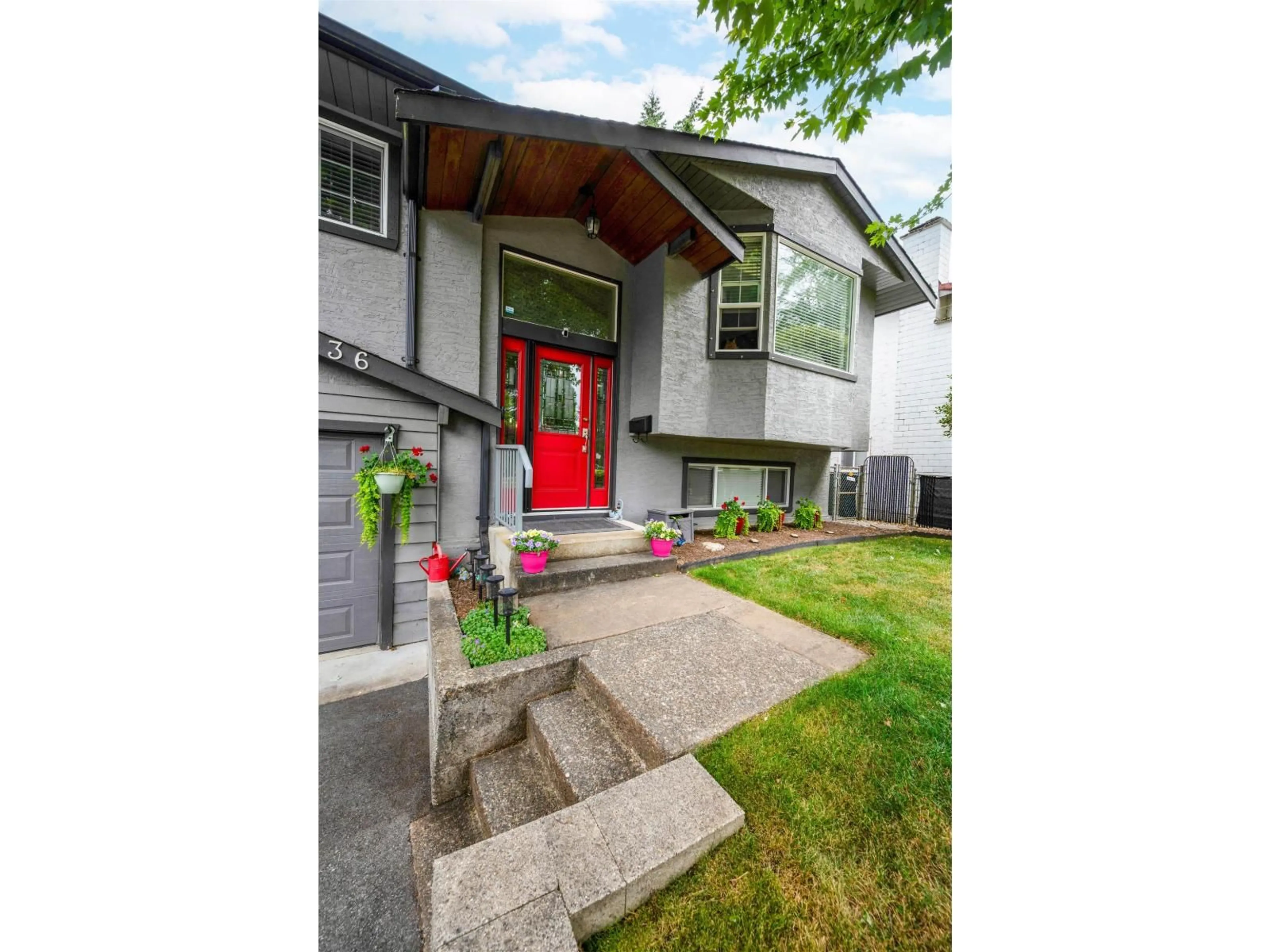 Unknown for 4536 199A STREET, Langley British Columbia V3A5S3