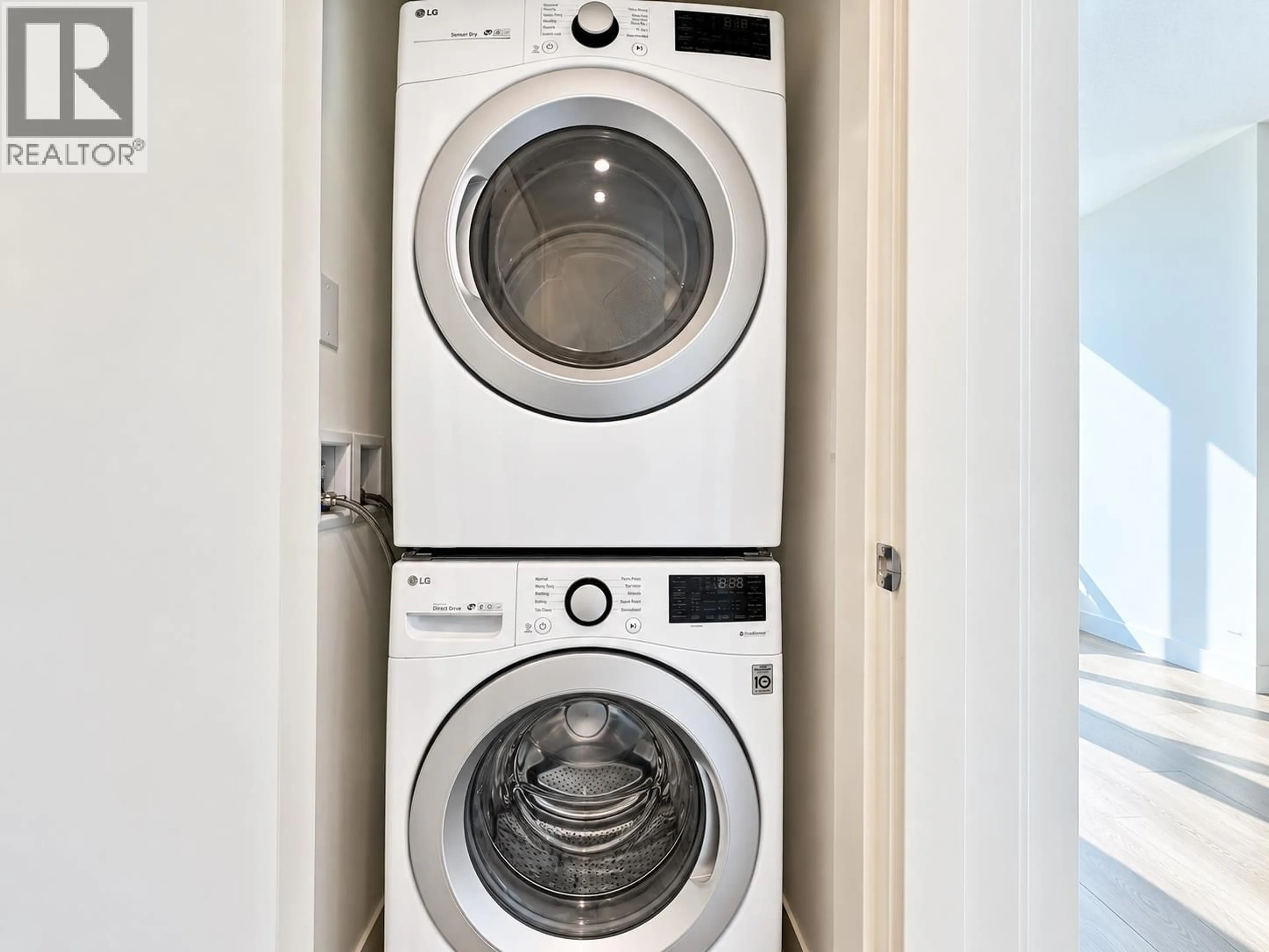 Laundry room for 401 - 5051 IMPERIAL STREET, Burnaby British Columbia V5J0J3