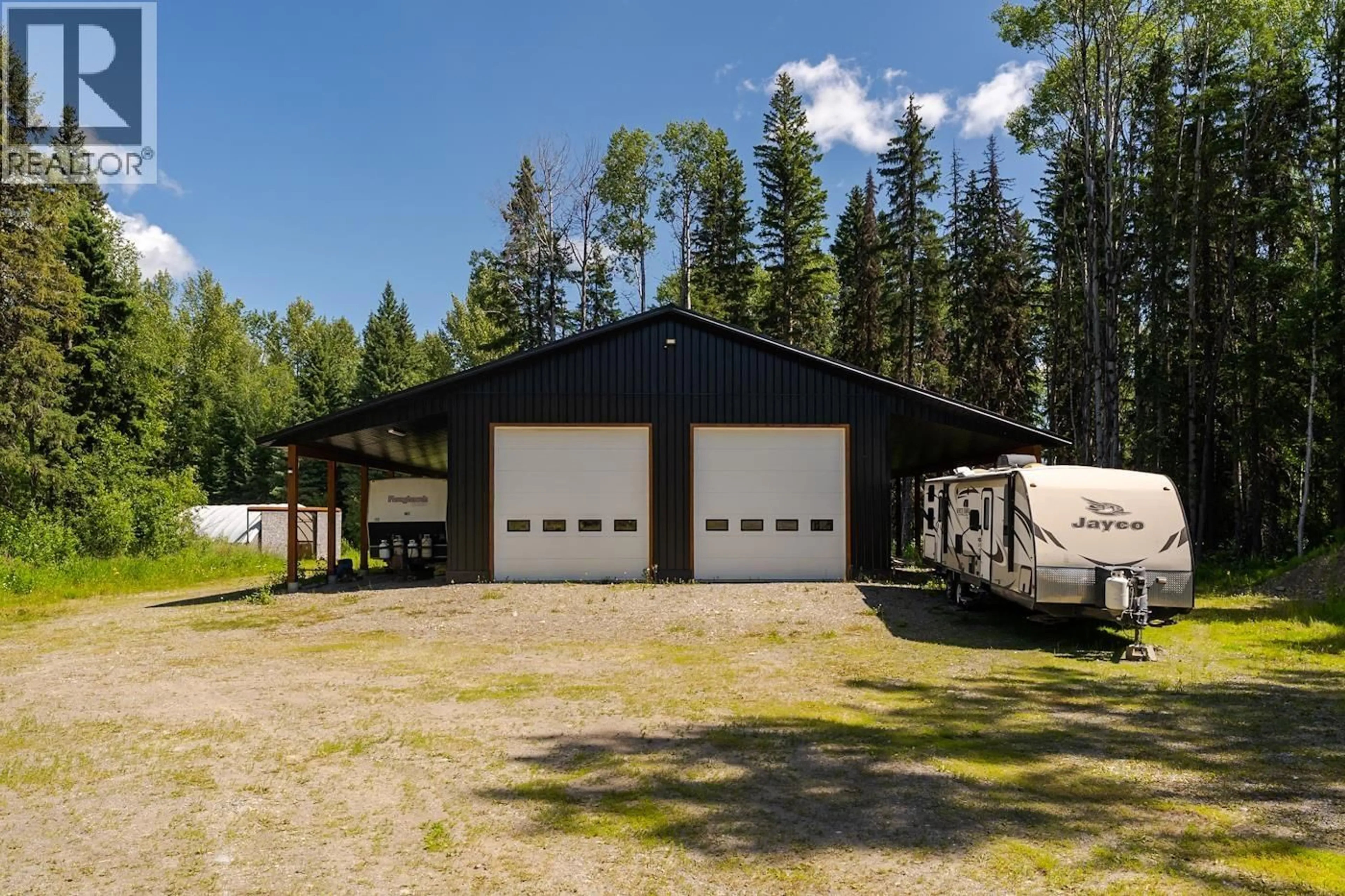 Indoor garage for 4510 FERGUSON LAKE ROAD, Prince George British Columbia V2K5Y5