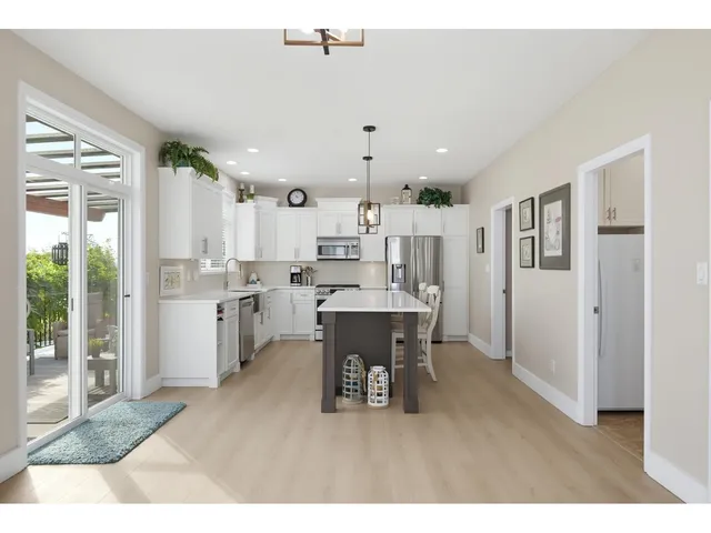 2816 WOODLAND DRIVE, Langley 5