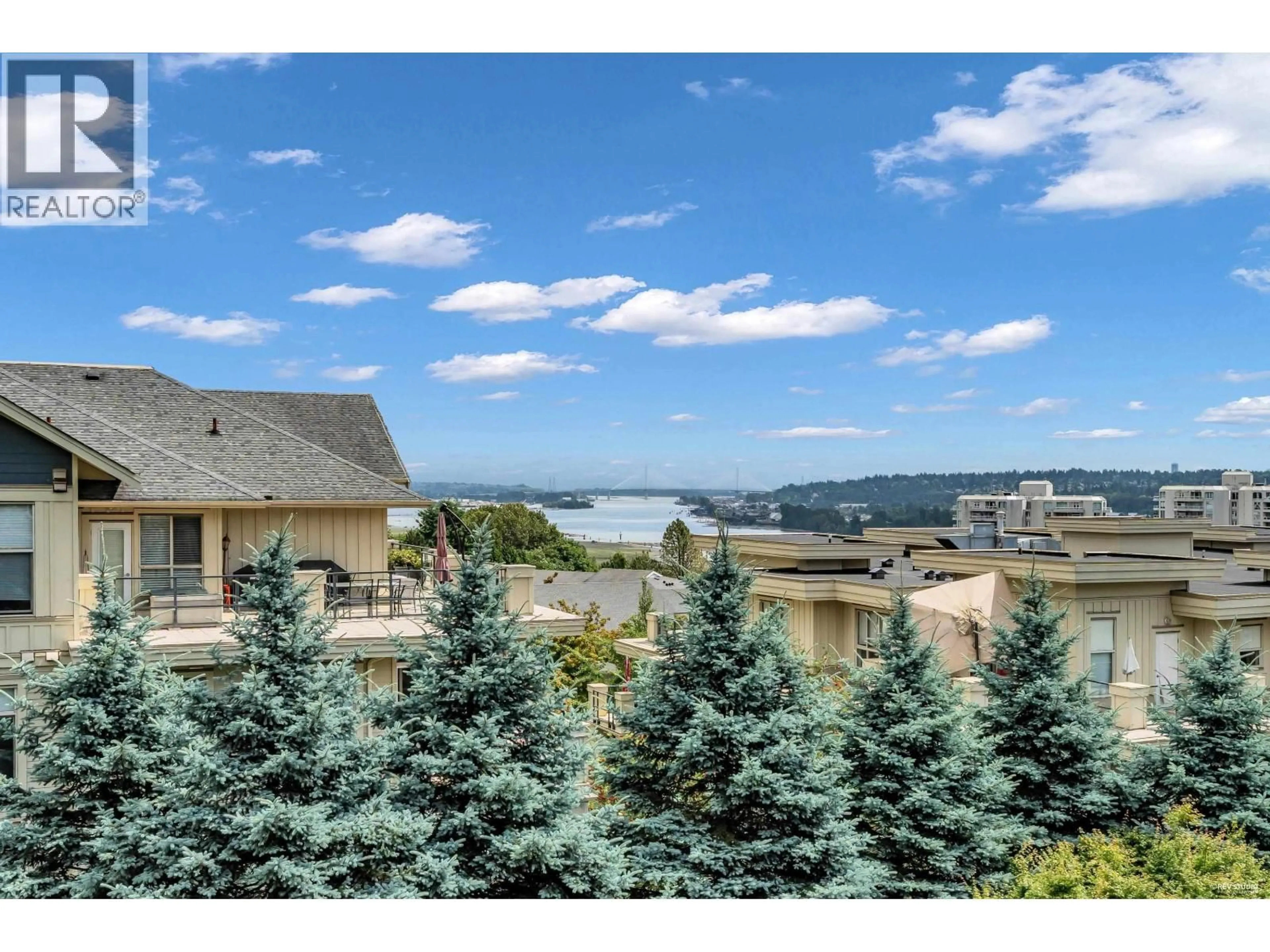Patio, water/lake/river/ocean view for 307 - 285 ROSS DRIVE, New Westminster British Columbia V3L0B9