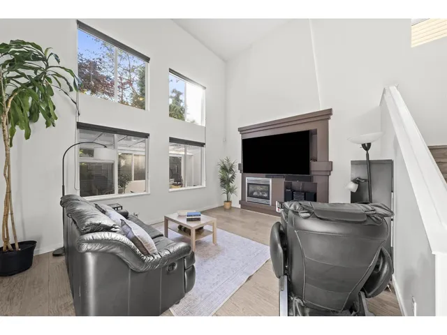 14938 59 AVENUE, Surrey 3