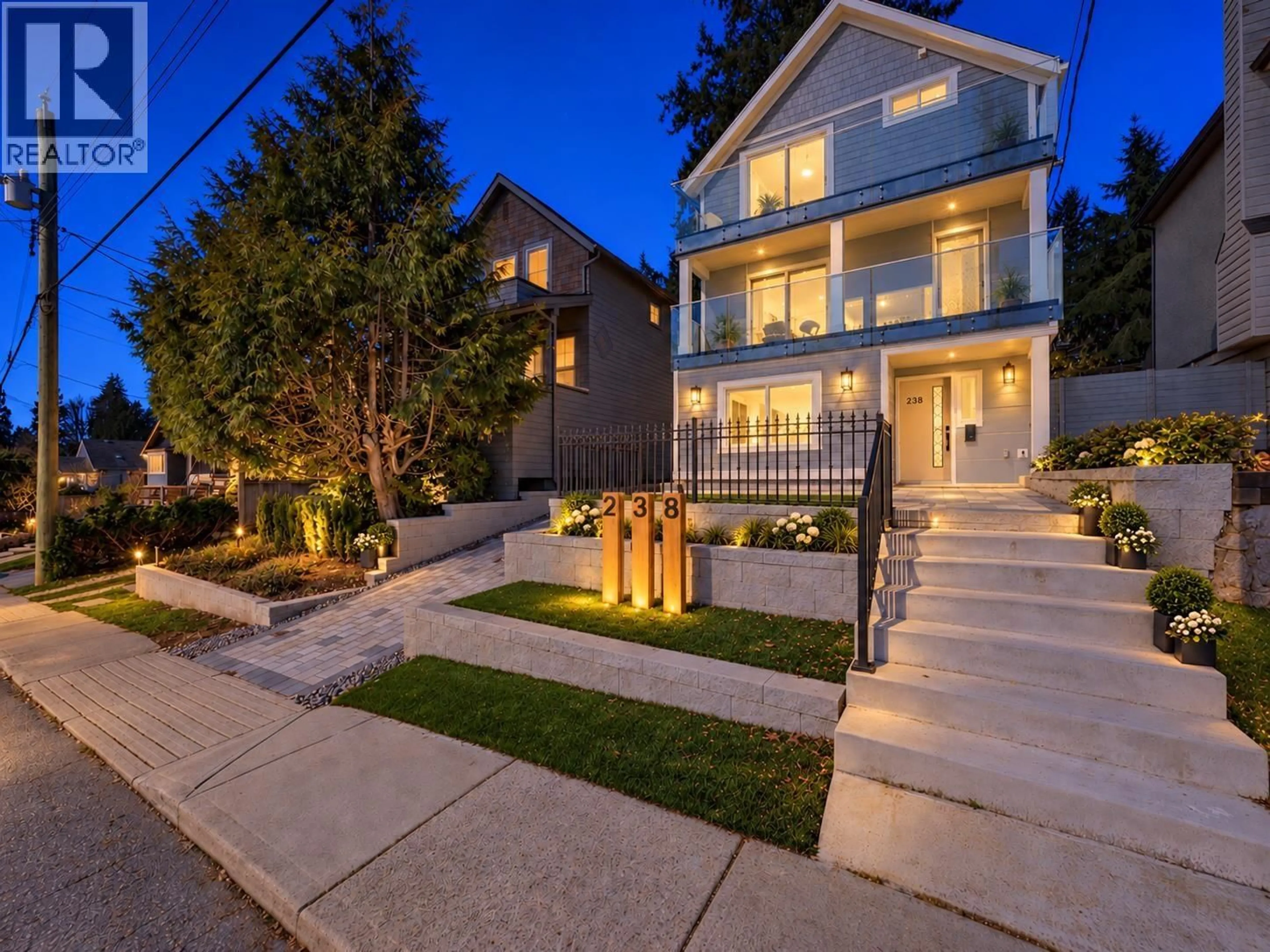 Unknown for 238 28TH STREET, North Vancouver British Columbia V7N1C2