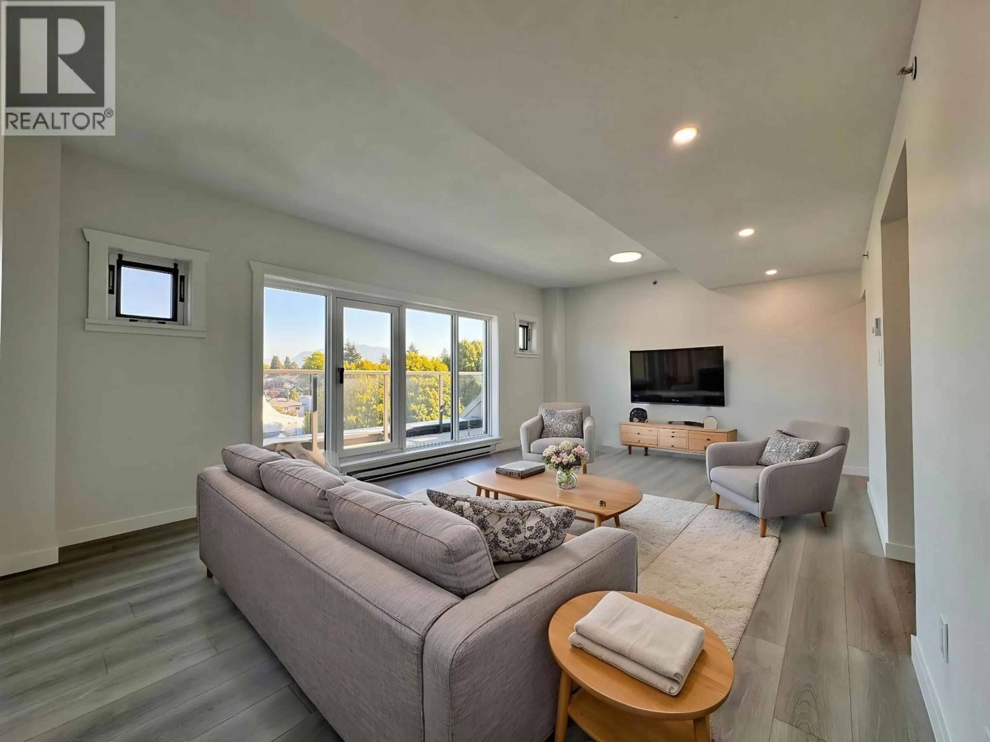 Living room with furniture, unknown for 800 - 2528 BROADWAY, Vancouver British Columbia V5M4V2