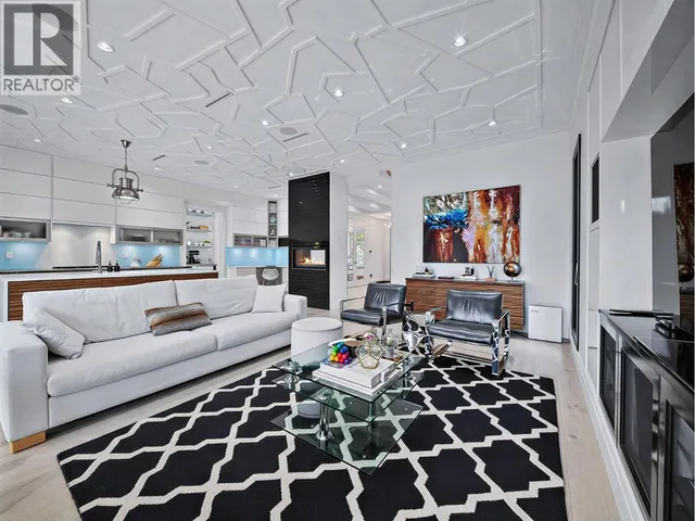 3626 48TH AVENUE, Vancouver 4