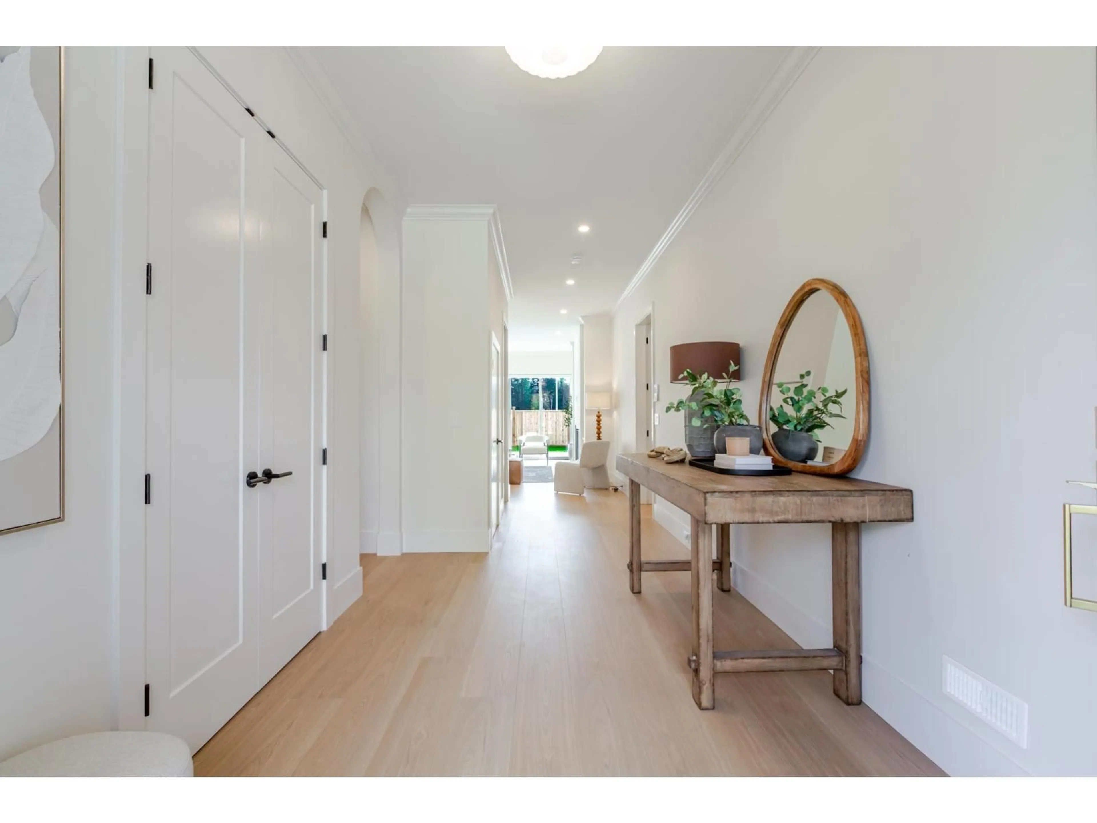 Indoor entryway for 3568 204 STREET, Langley British Columbia V3A4Y2