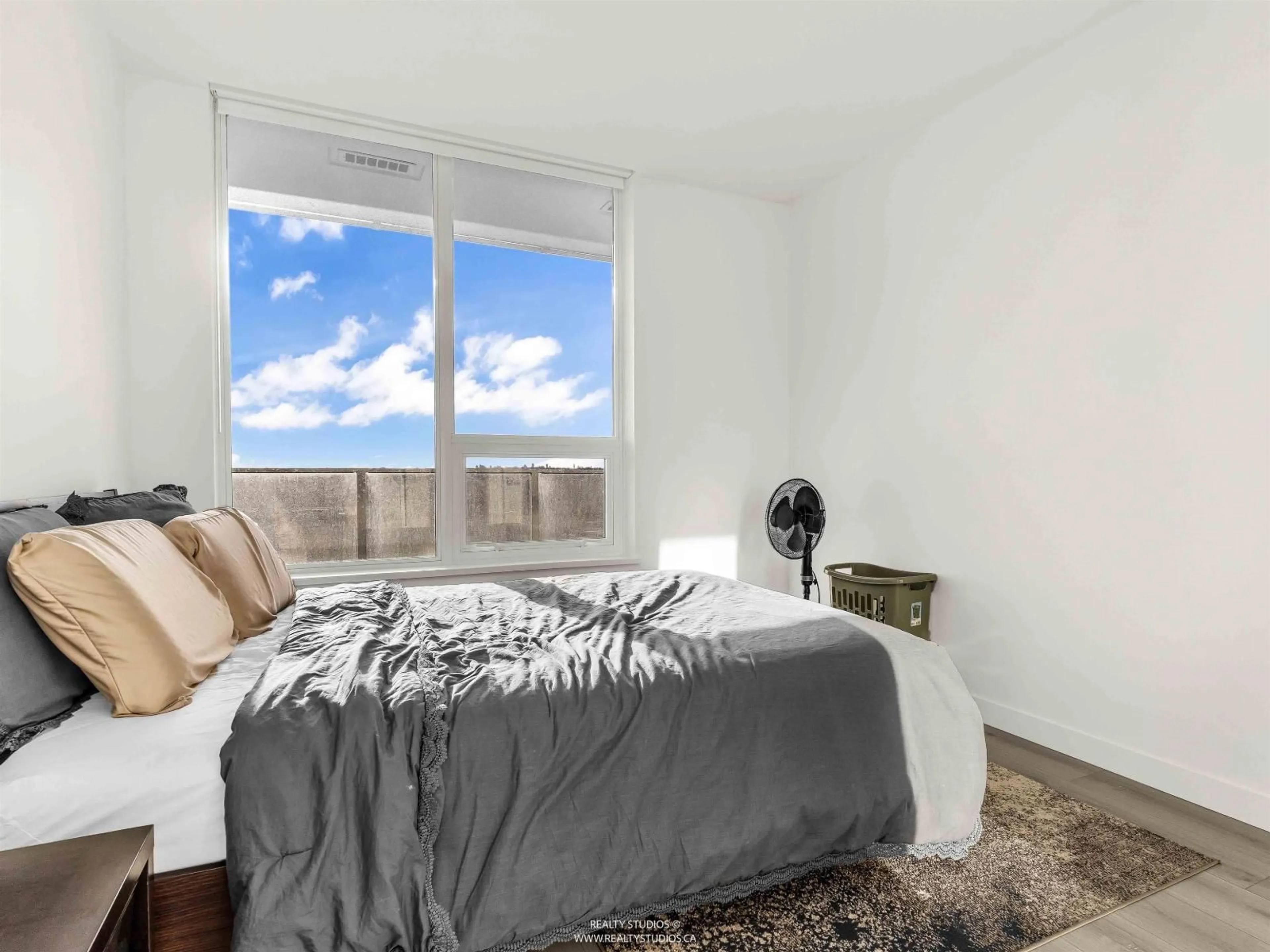 Bedroom with bed, unknown for 608 - 8551 201 STREET, Langley British Columbia V2Y3Y5