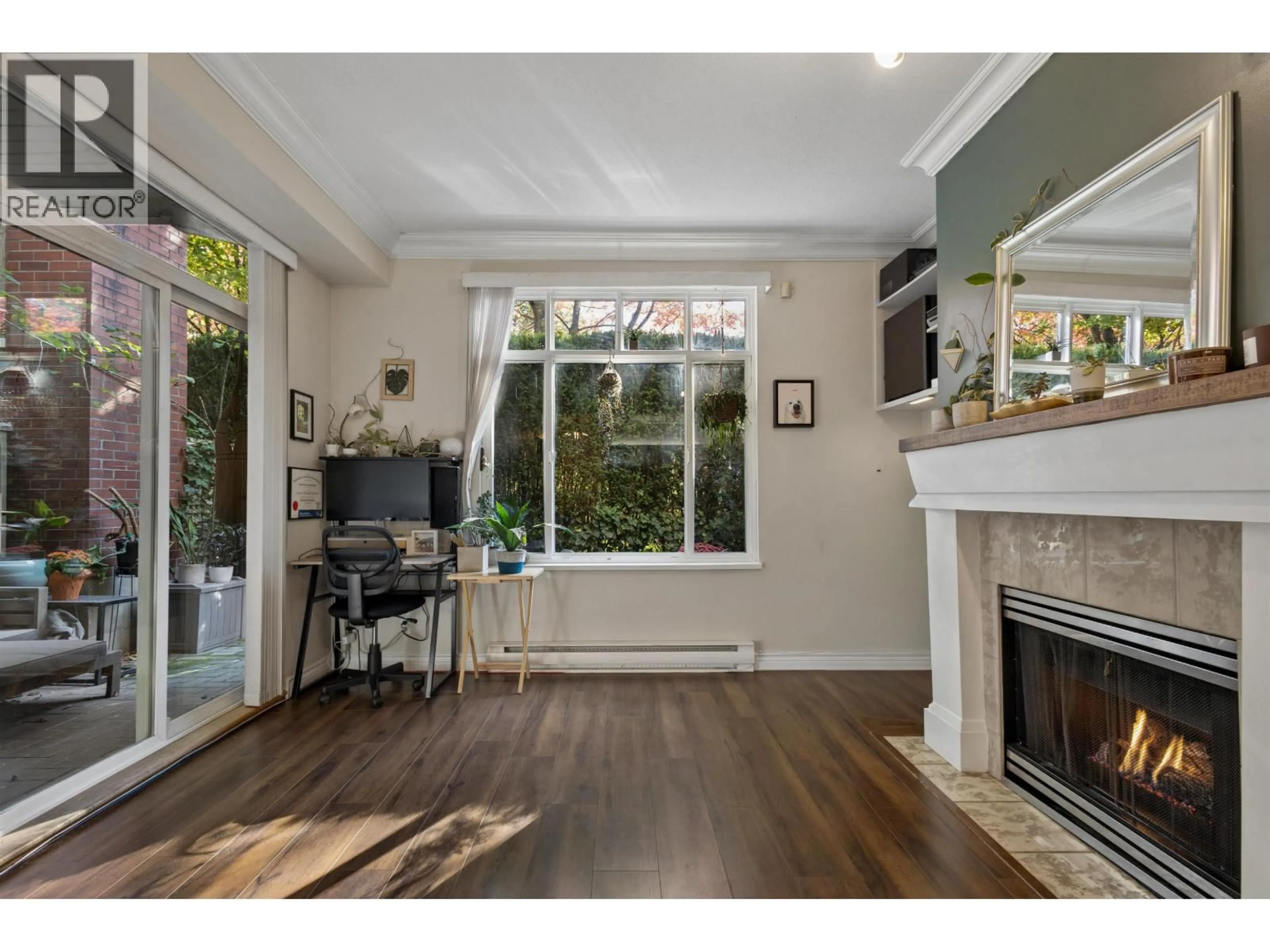 Unknown for 101 - 1675 10TH AVENUE, Vancouver British Columbia V6J2A2