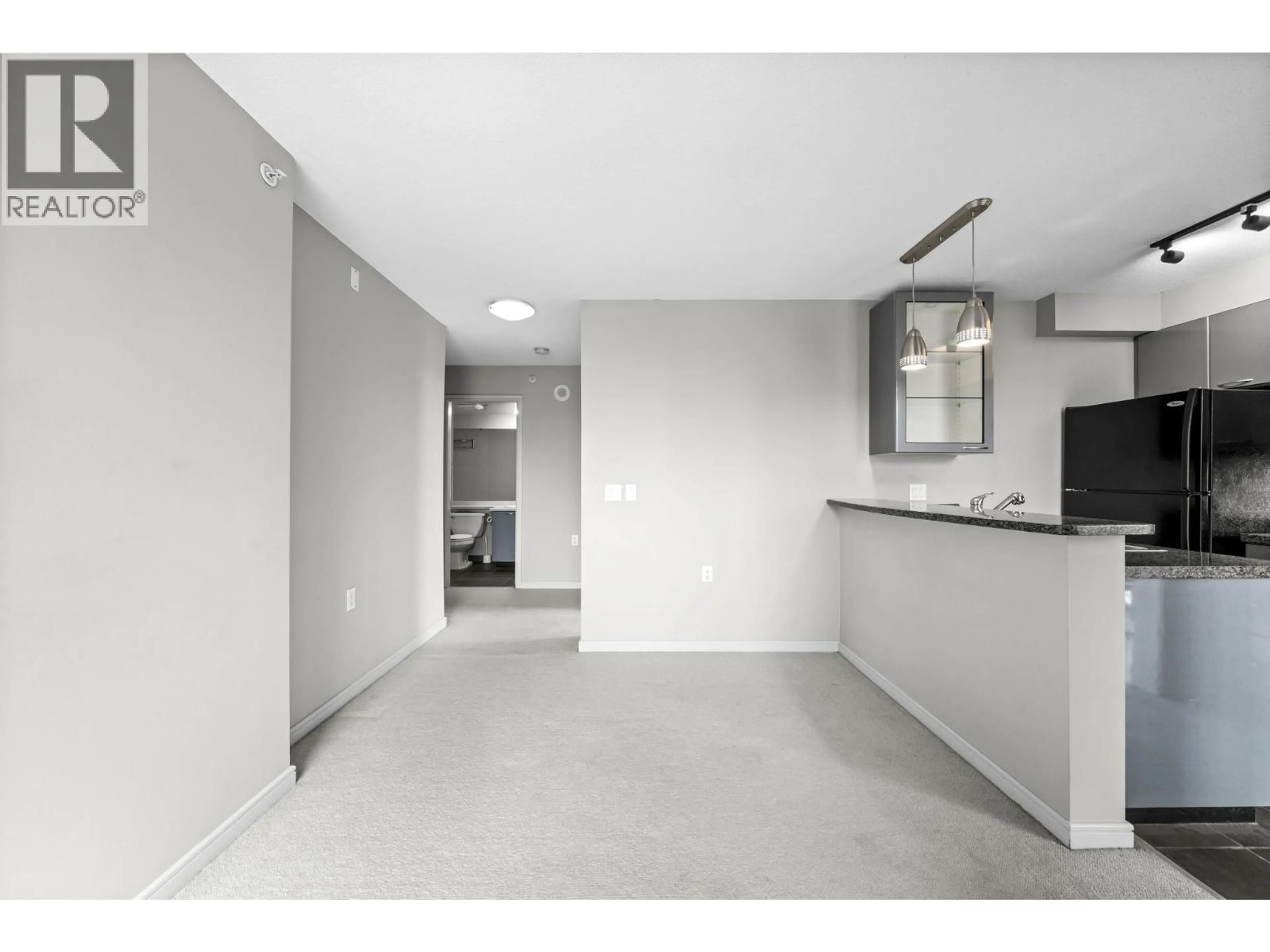 Standard kitchen, unknown for 1805 - 1068 HORNBY STREET, Vancouver British Columbia V6Z2Y7