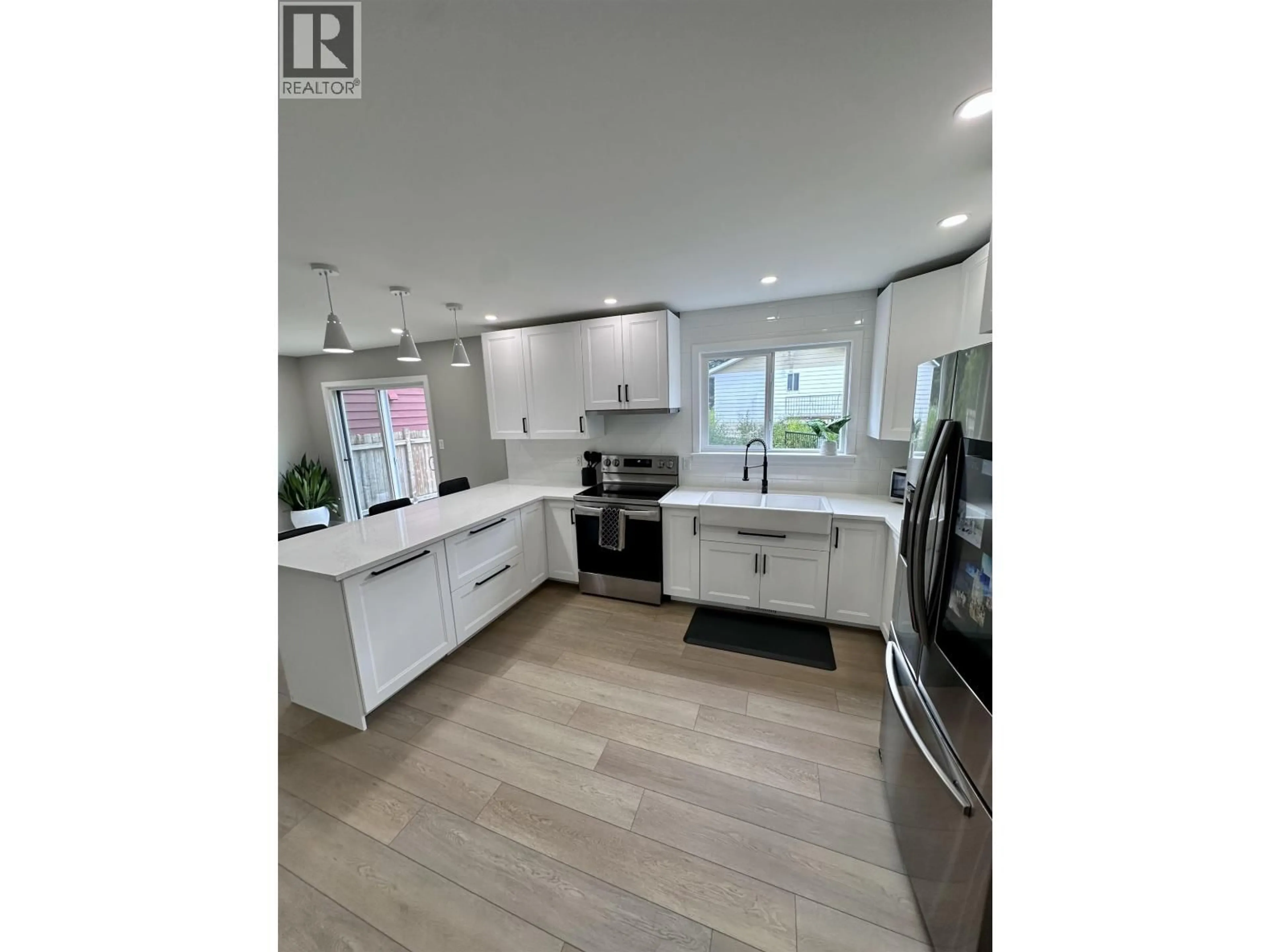 Open concept kitchen, unknown for 200 ALBERTA PLACE, Prince Rupert British Columbia V8J3X8