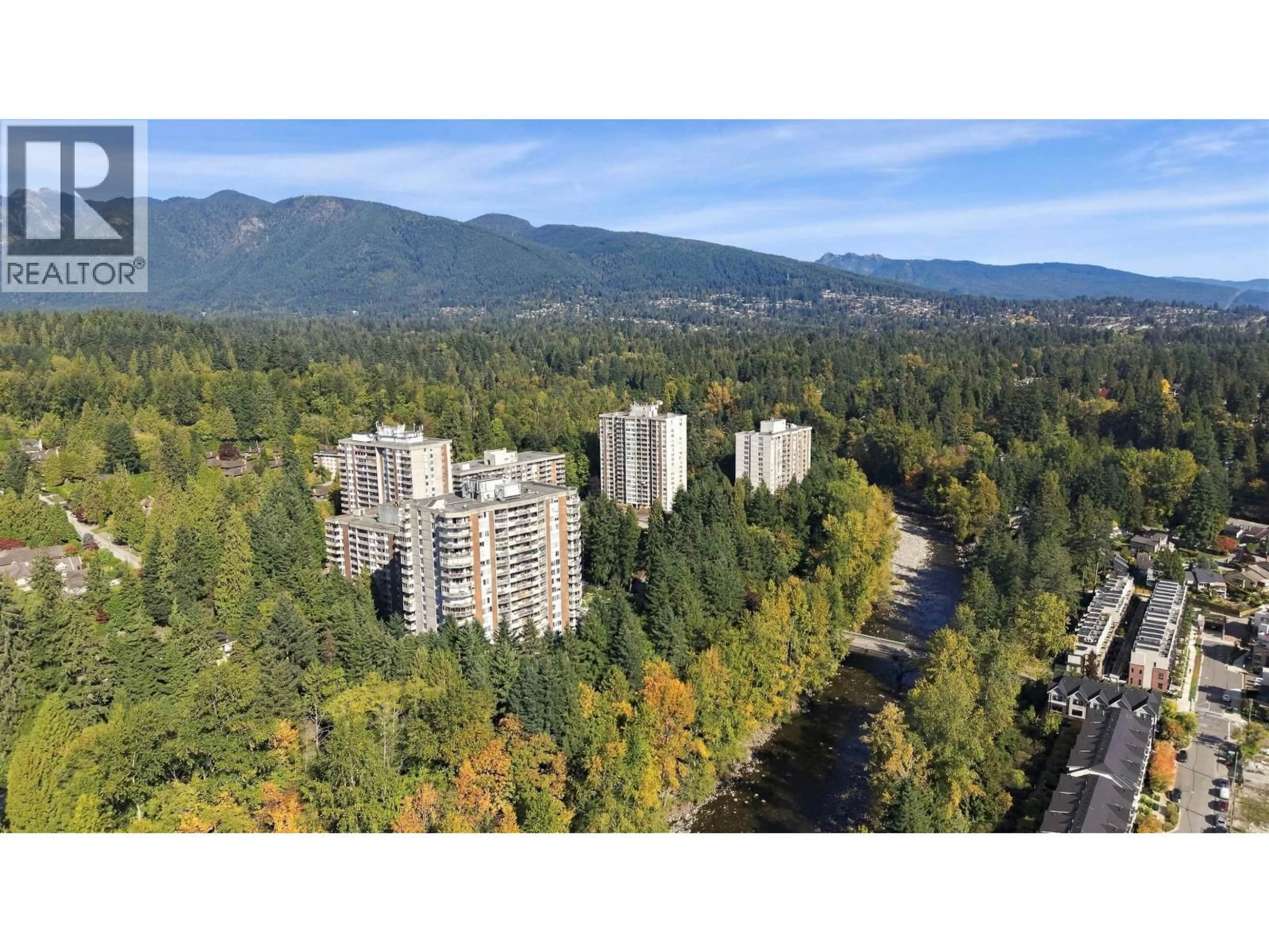 A pic from outside/outdoor area/front of a property/back of a property/a pic from drone, unknown for 403 - 2024 FULLERTON AVENUE, North Vancouver British Columbia V7P3G4