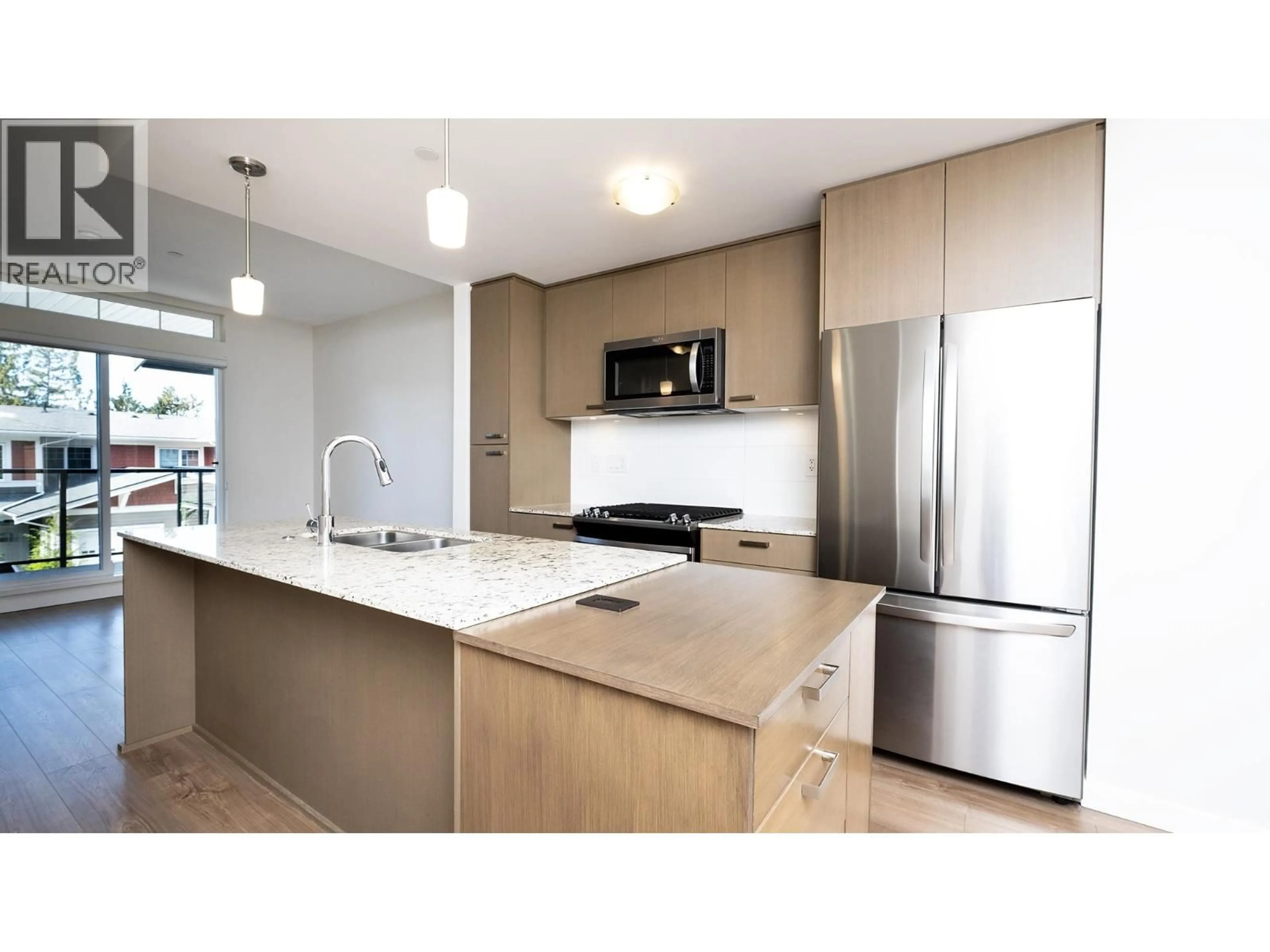 Unknown for 5902 BEACHGATE LANE, Sechelt British Columbia V7Z0S3