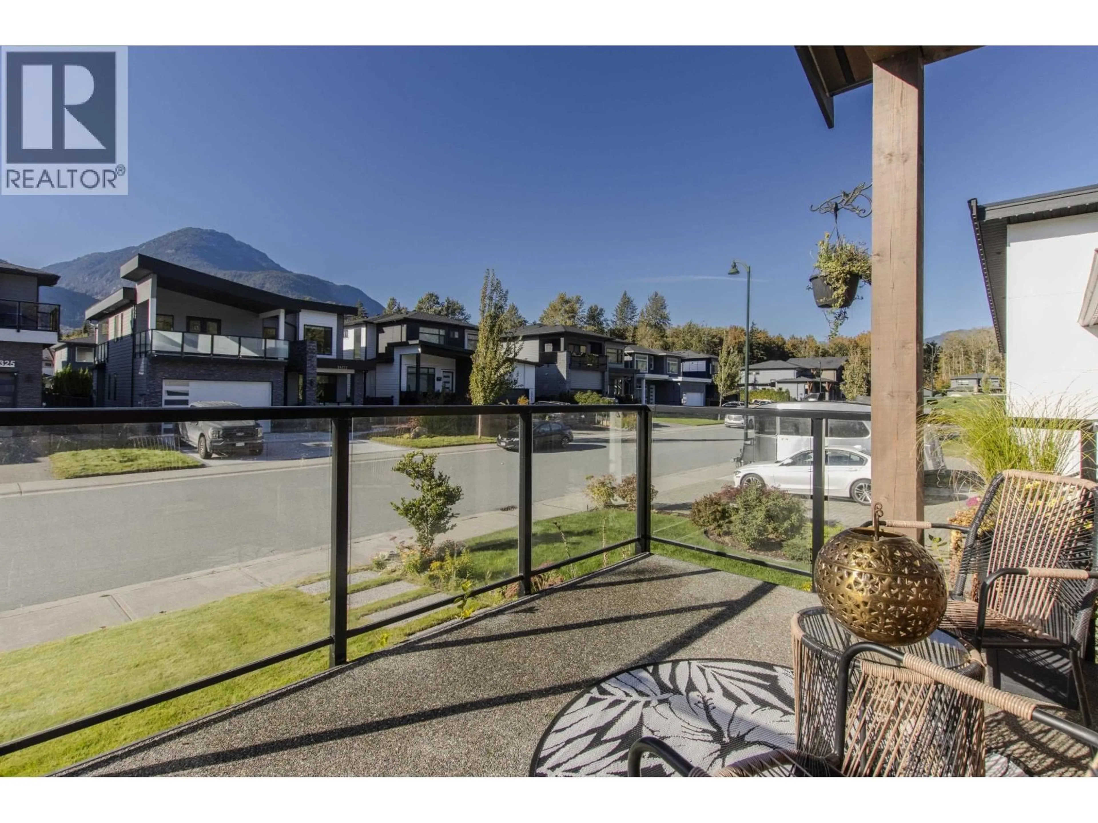 Patio, unknown for 39320 CARDINAL DRIVE, Squamish British Columbia V8B1A6