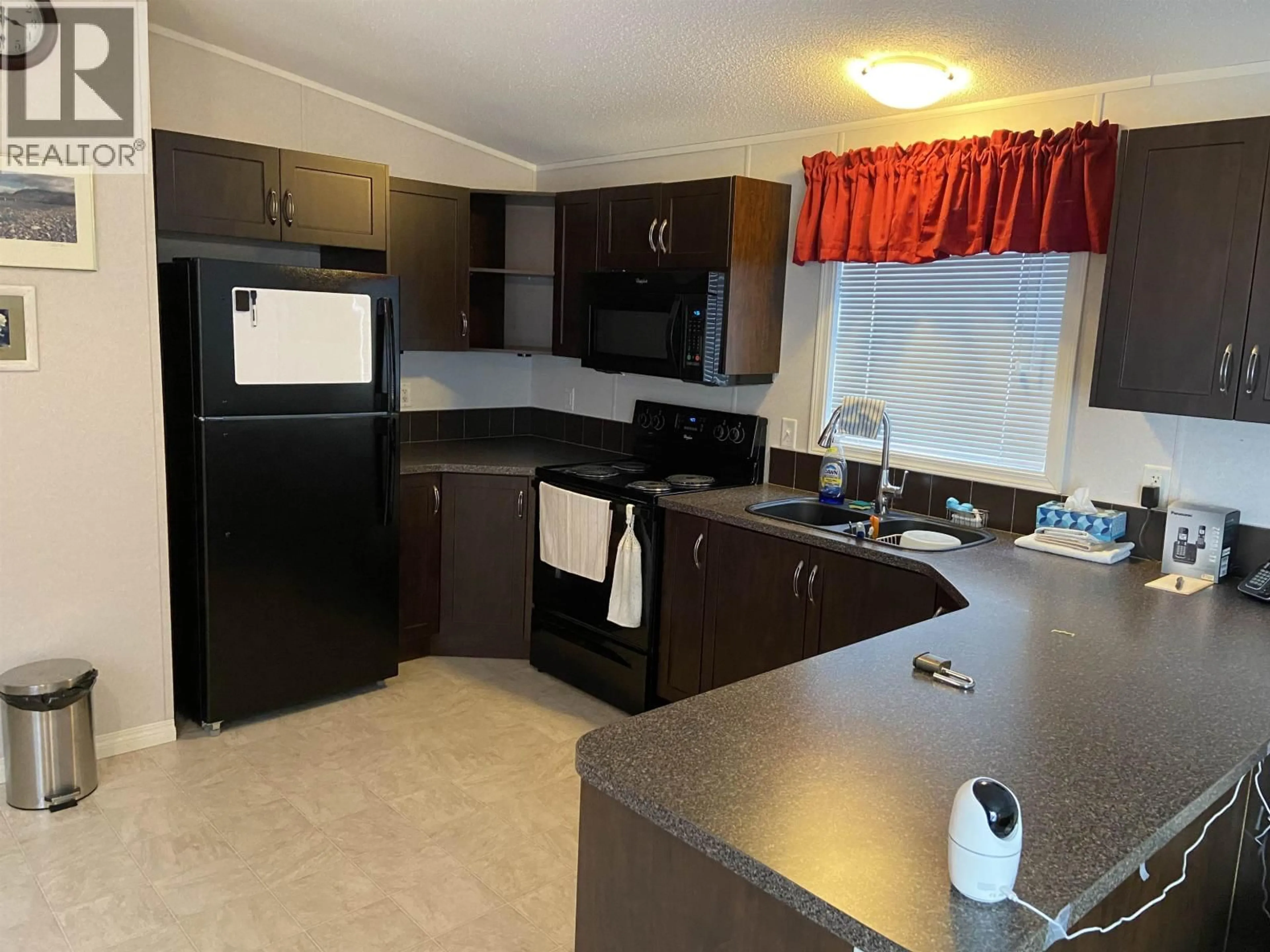 Standard kitchen, unknown for 102 - 3614 KALUM STREET, Terrace British Columbia V8G4E2