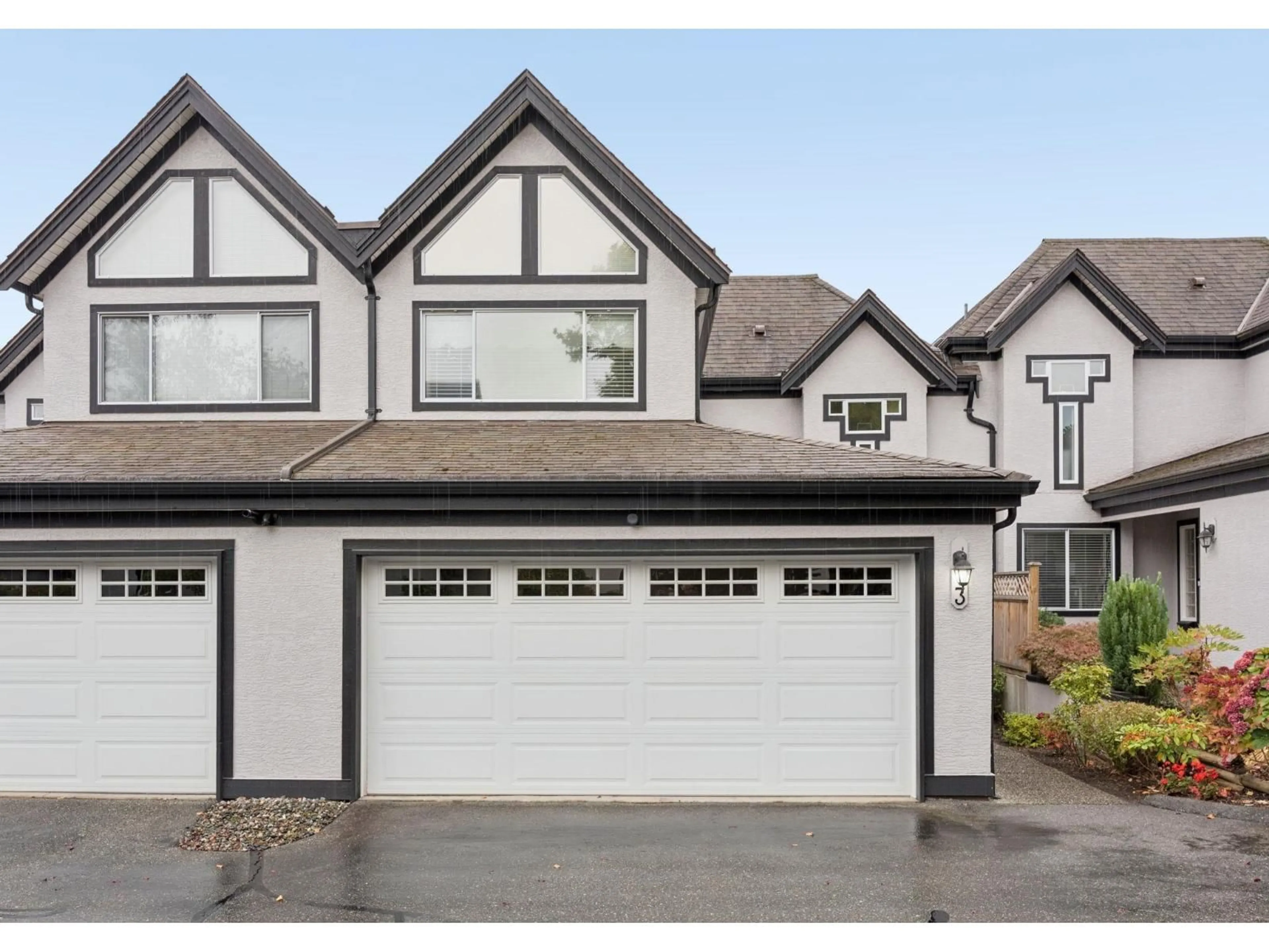 Home with vinyl exterior material, street for 3 - 8567 164 STREET, Surrey British Columbia V4N3K4