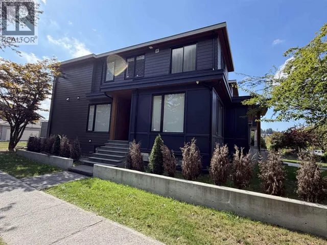 2360 KING EDWARD AVENUE, Vancouver 4