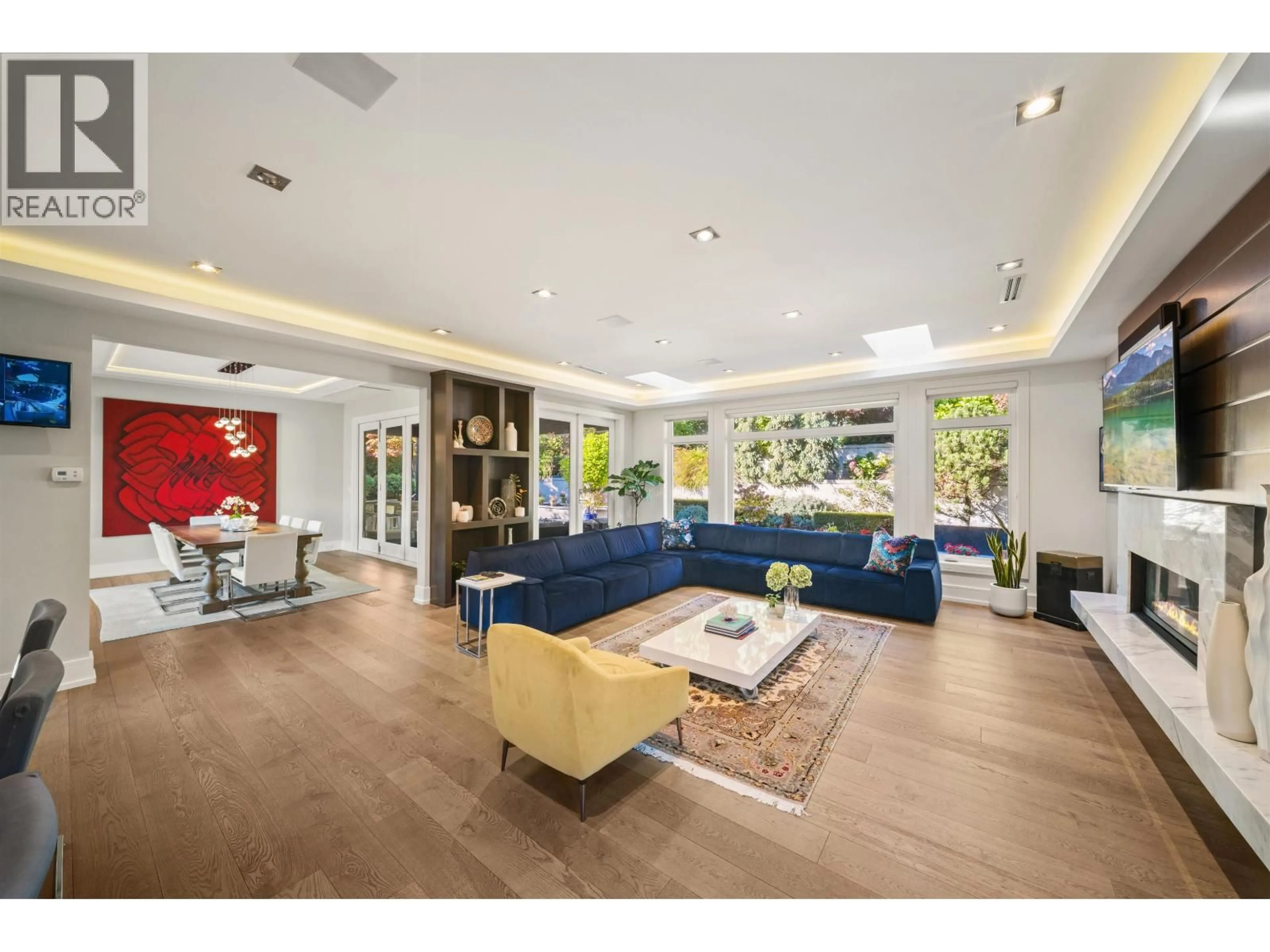 Unknown for 966 BEAUMONT DRIVE, North Vancouver British Columbia V7R1P6