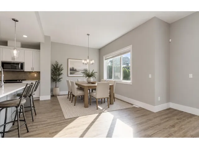 6567 FERN STREET, Chilliwack 4