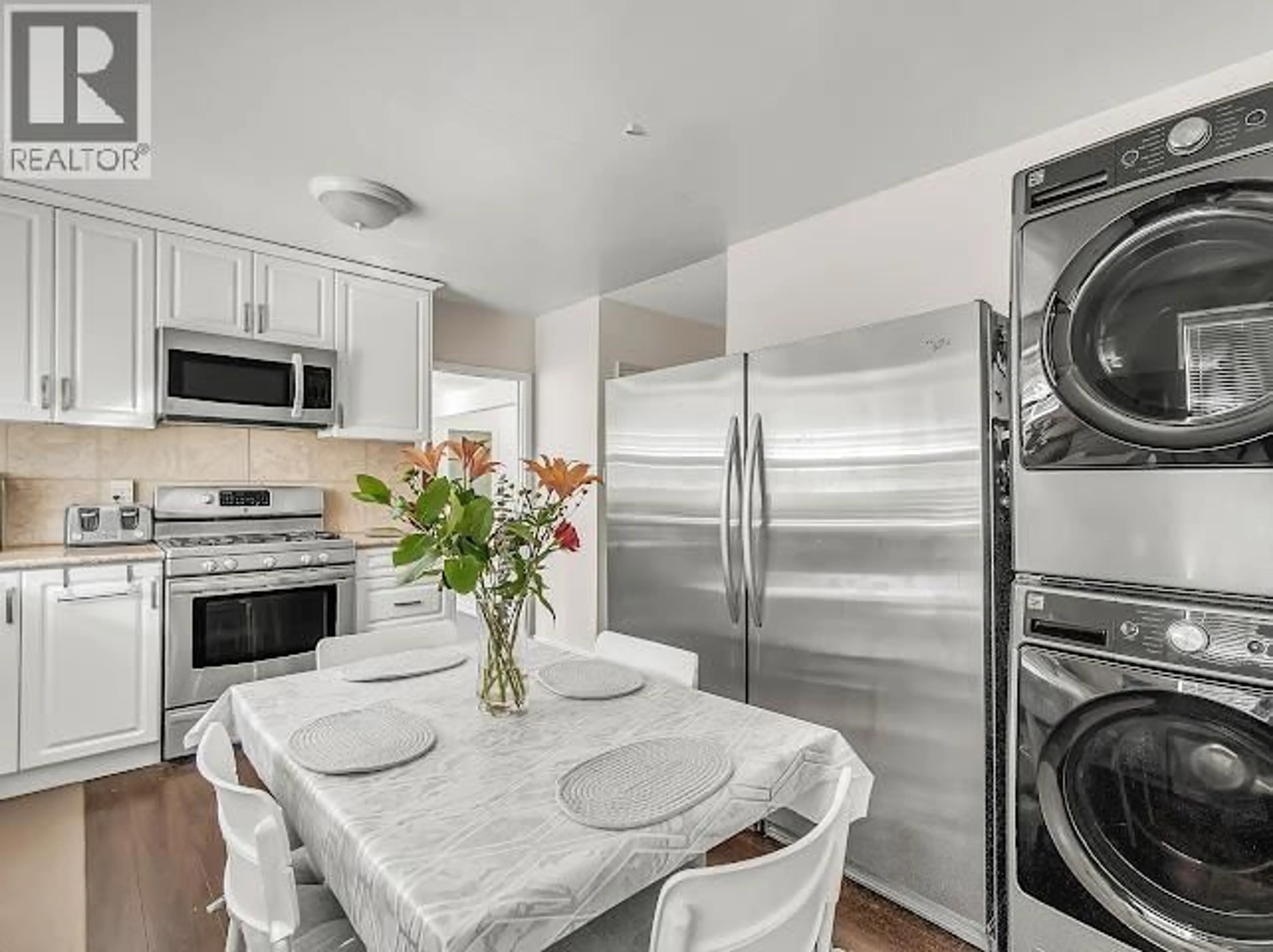 Unknown for 938 29TH STREET, North Vancouver British Columbia V7K1B8