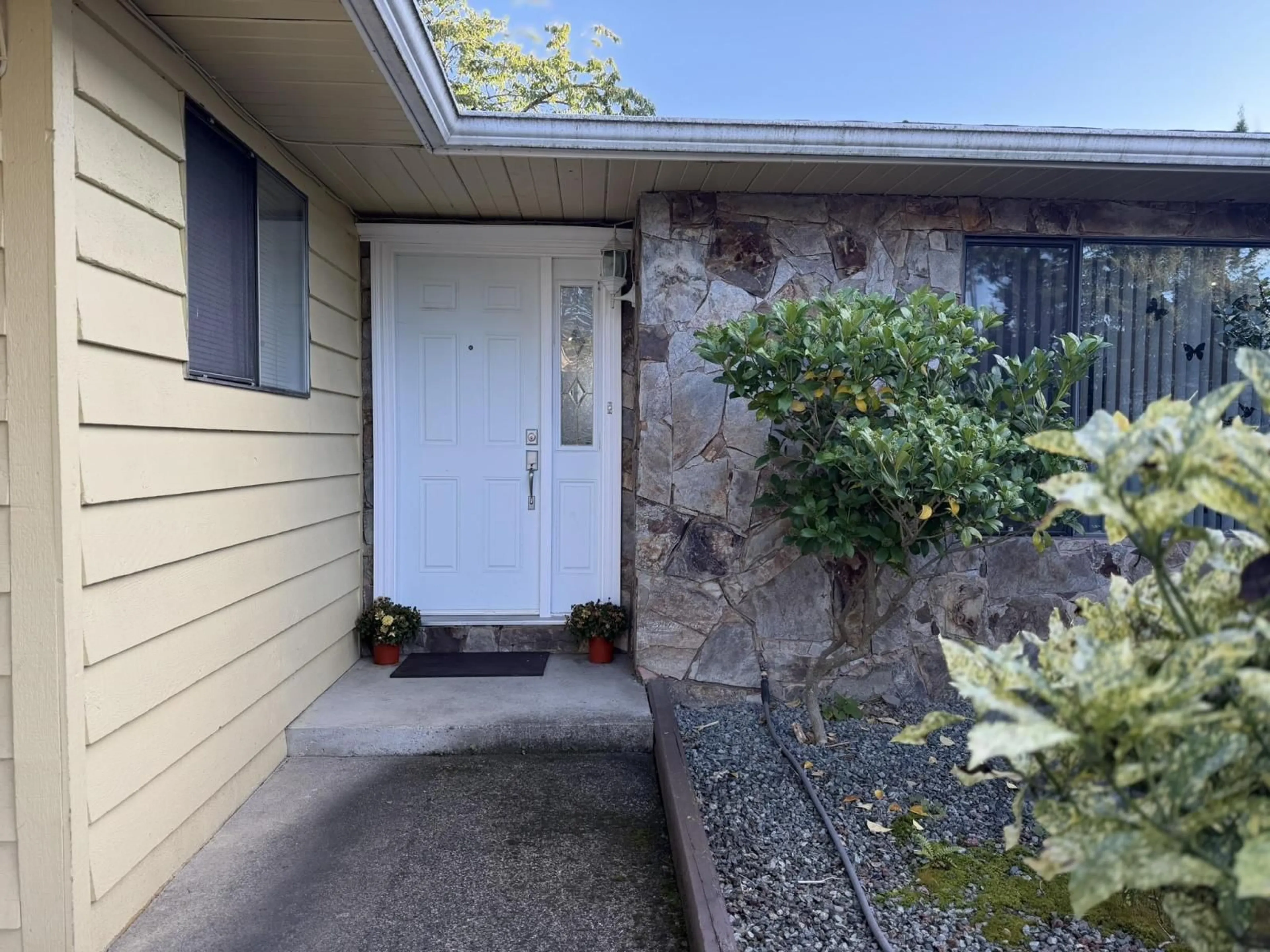 Unknown for 26898 32A AVENUE, Langley British Columbia V4W3G4