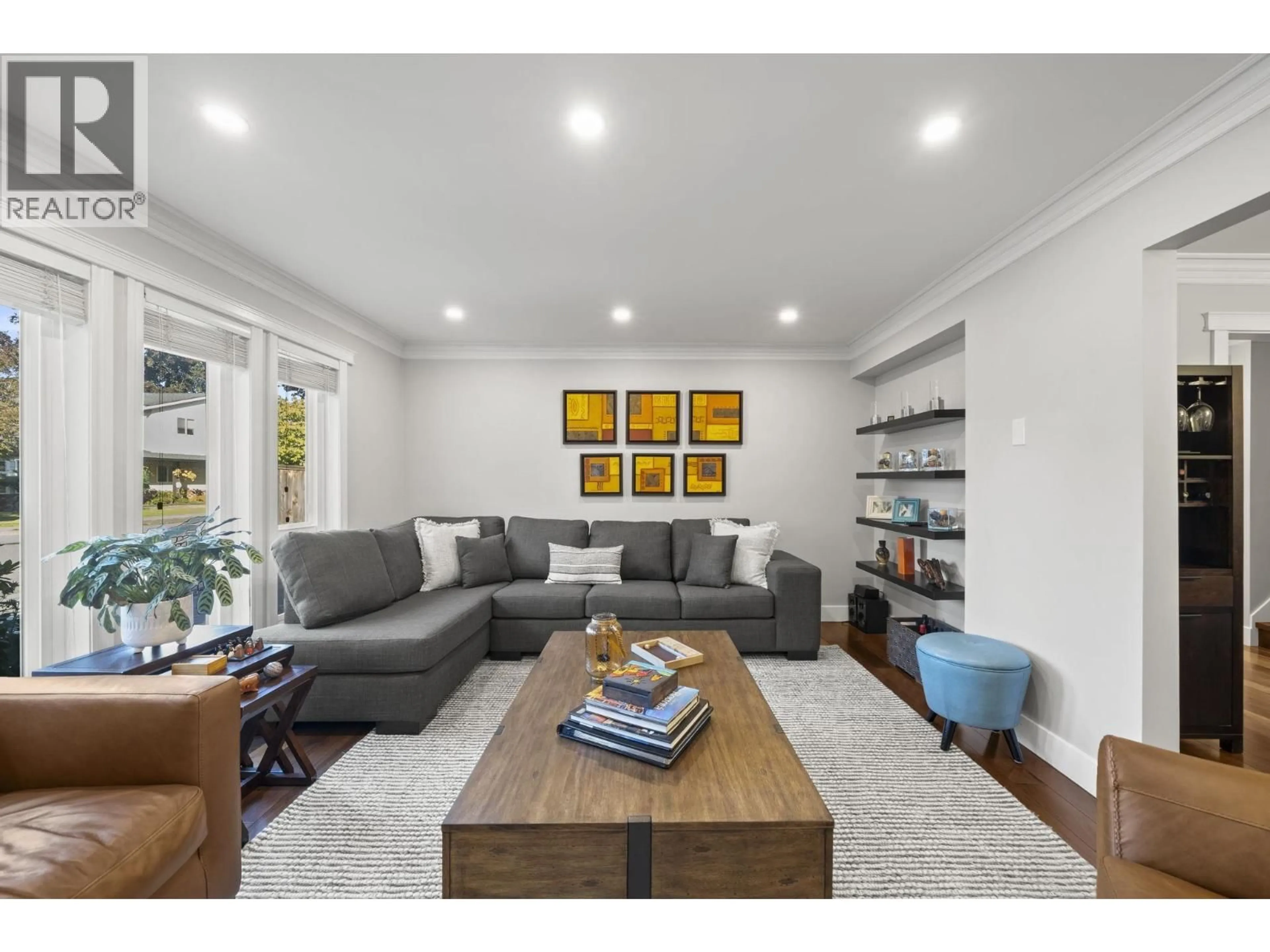 Living room with furniture, unknown for 4326 BONAVISTA DRIVE, Richmond British Columbia V7E5E5