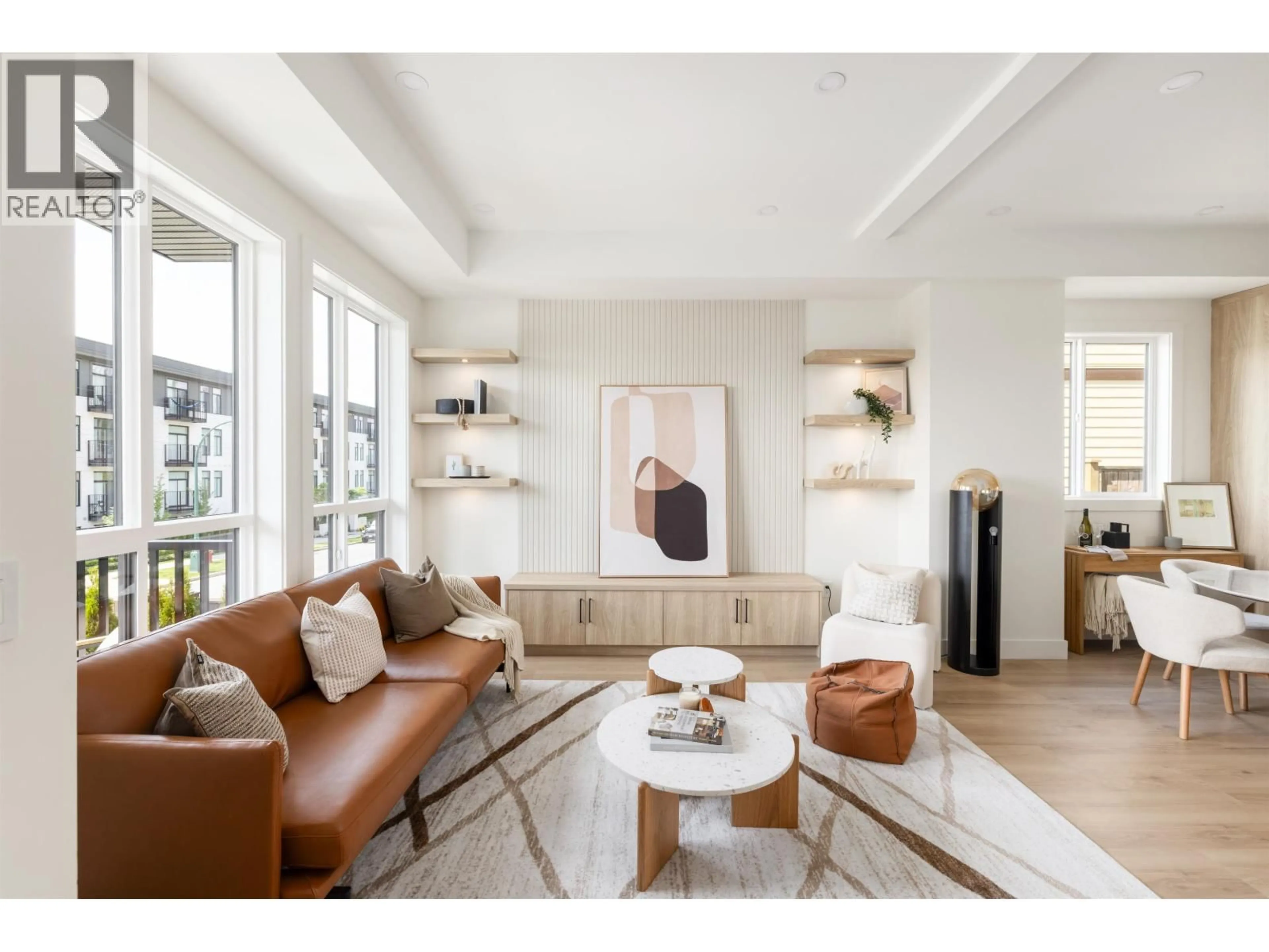 Living room with furniture, unknown for 104 - 753 EDGAR AVENUE, Coquitlam British Columbia V3J2J3