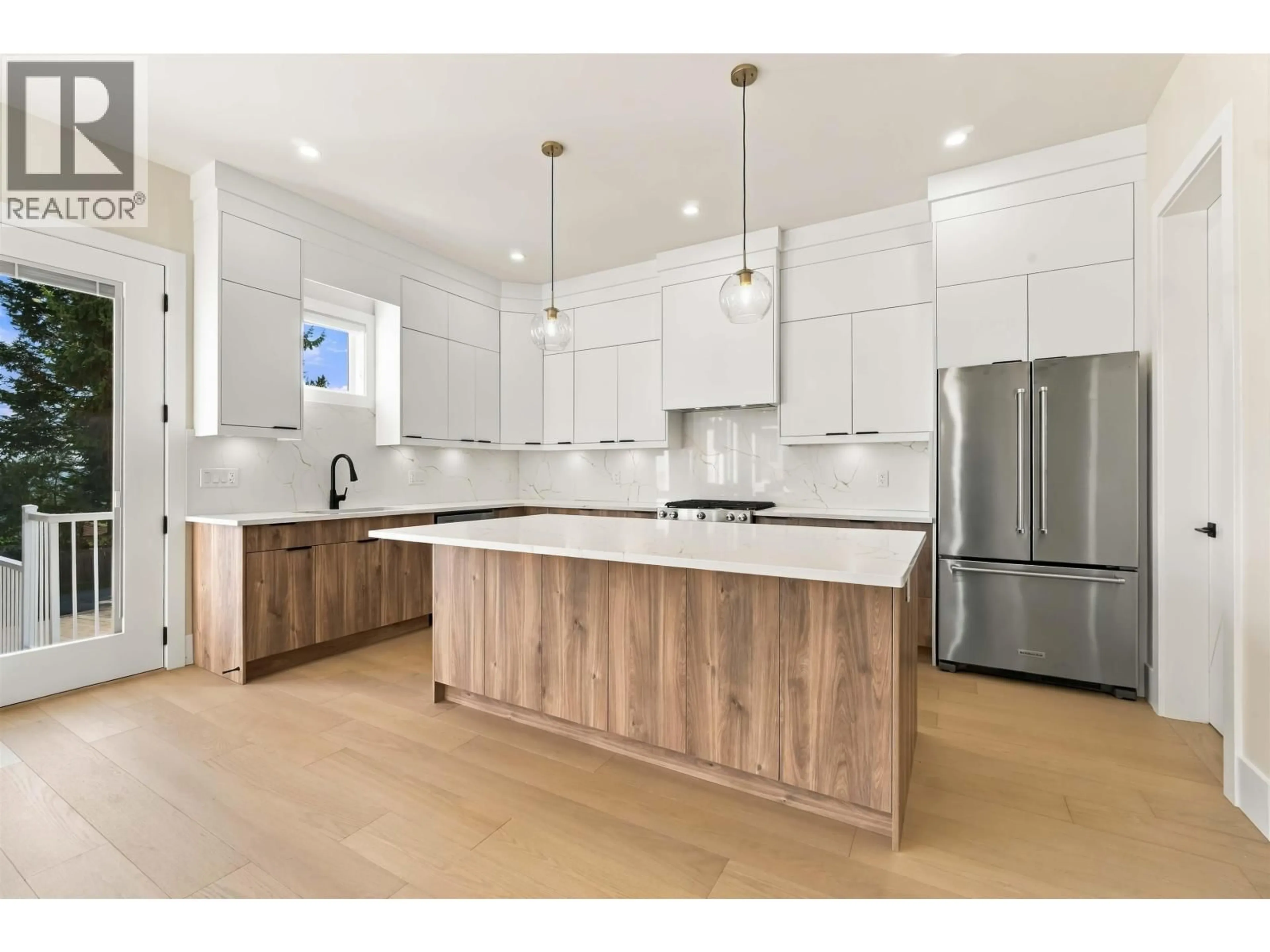 Open concept kitchen, unknown for 104 - 1026 STEWART AVENUE, Coquitlam British Columbia V3K2N6