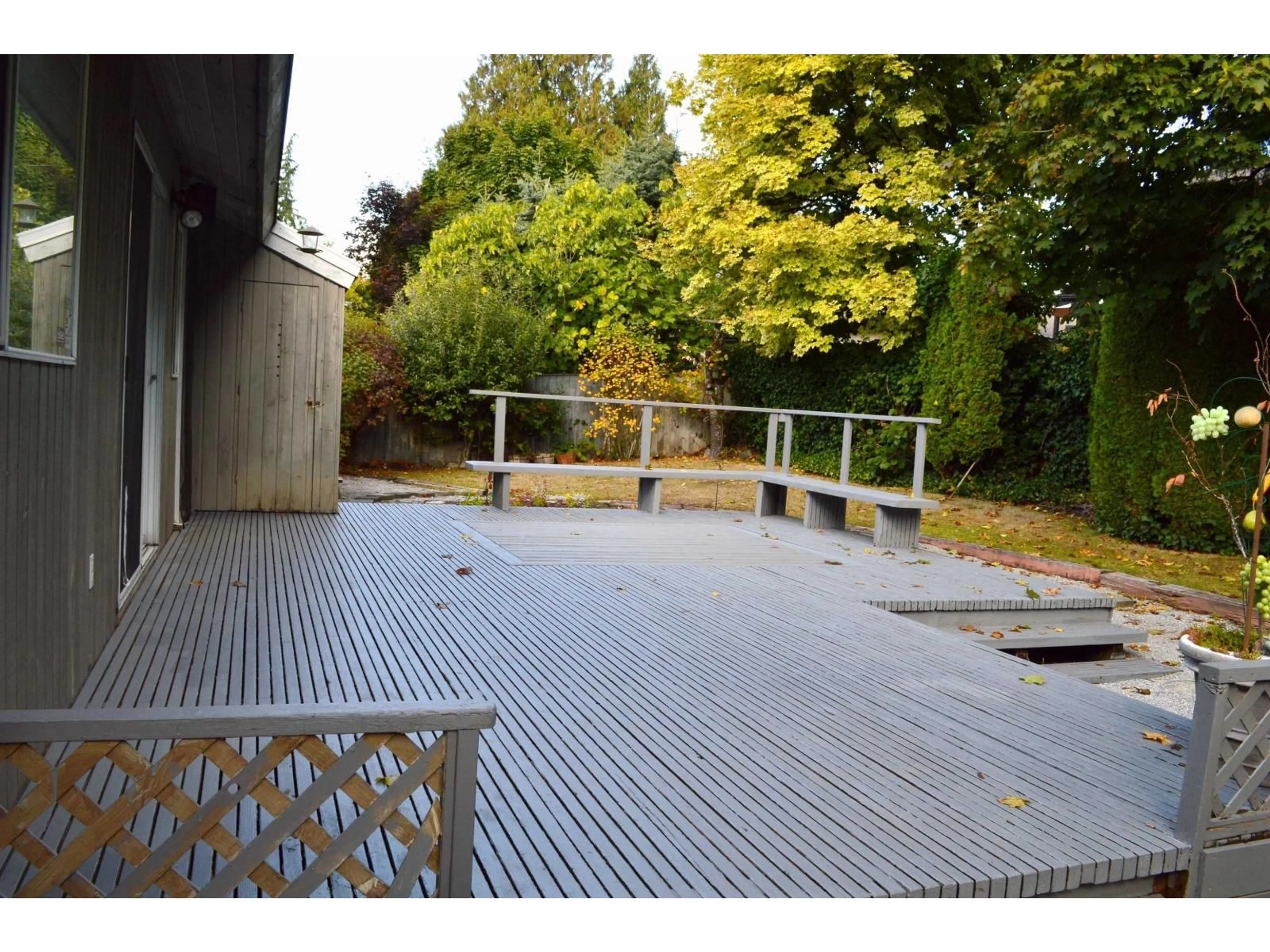Patio, forest/trees view for 10430 FRASERGLEN DRIVE, Surrey British Columbia V4N1T5