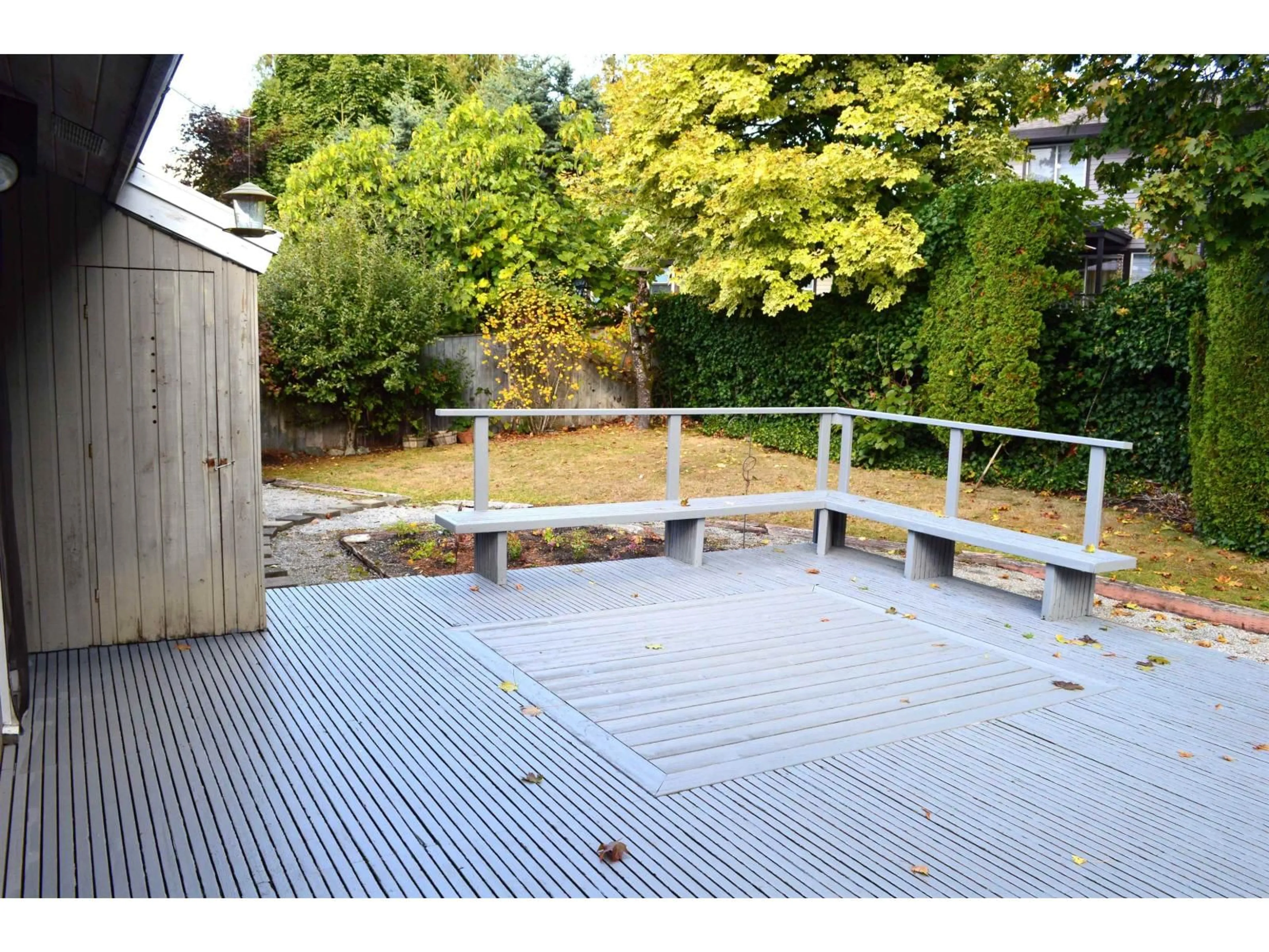 Patio, unknown for 10430 FRASERGLEN DRIVE, Surrey British Columbia V4N1T5