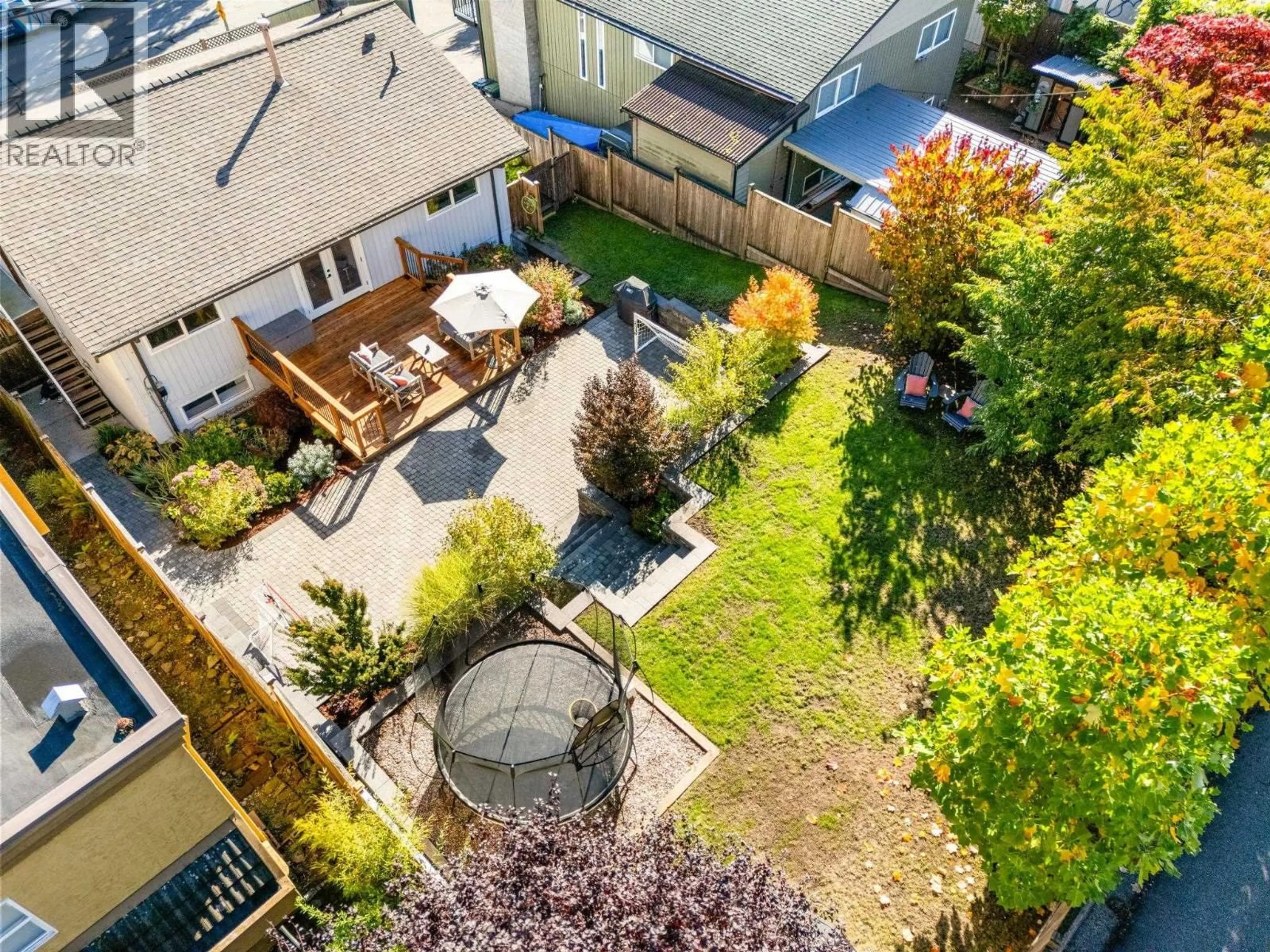 A pic from outside/outdoor area/front of a property/back of a property/a pic from drone, street for 1147 DEEP COVE ROAD, North Vancouver British Columbia V7G1S4