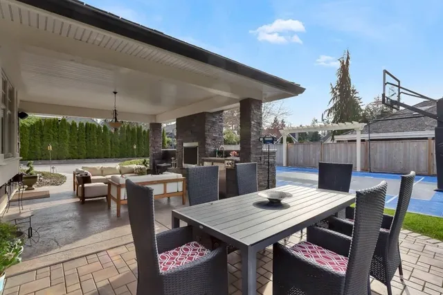13438 24 AVENUE, Surrey 5
