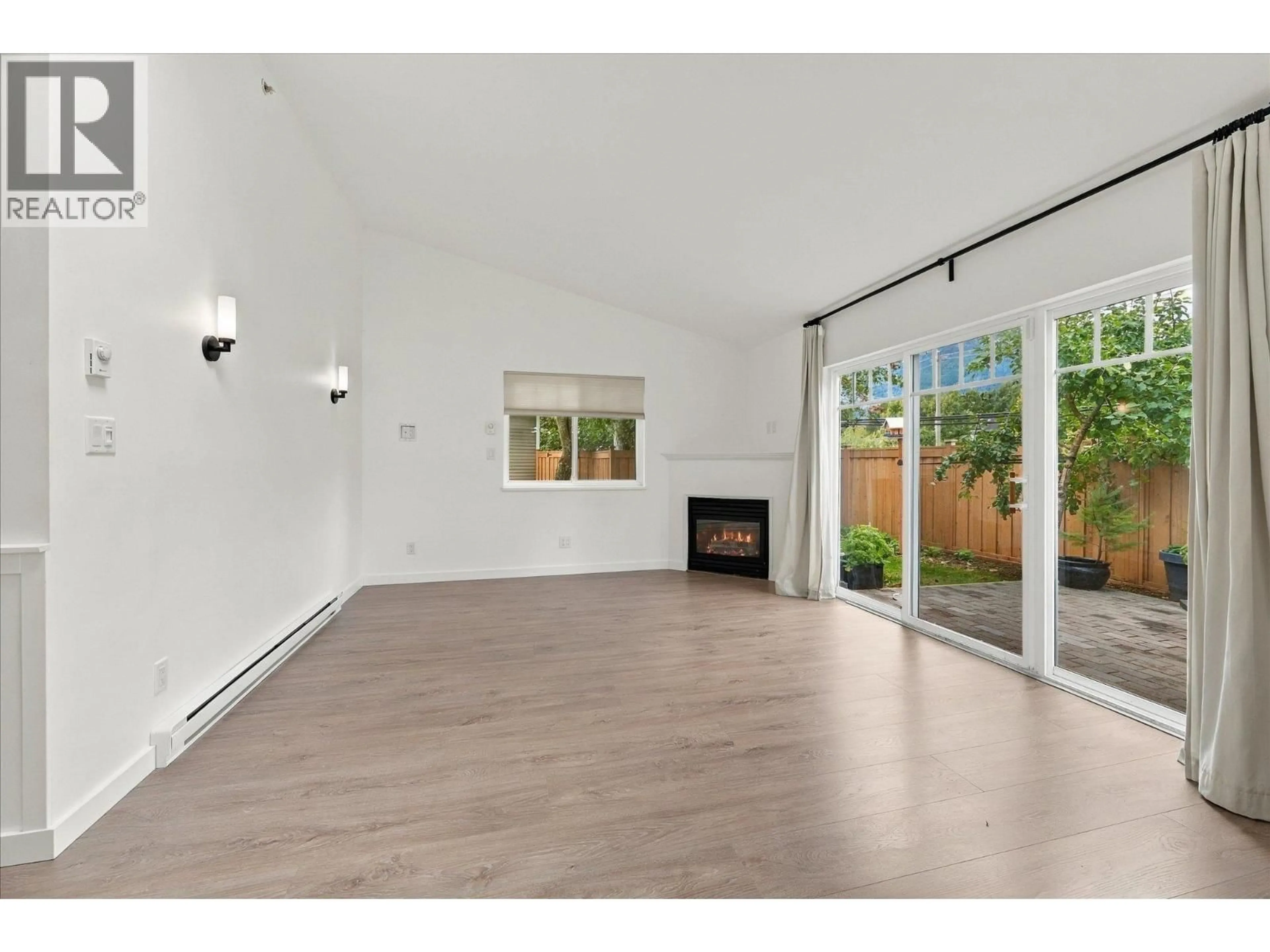 A pic of a room for 87 - 1821 WILLOW CRESCENT, Squamish British Columbia V8B0L9