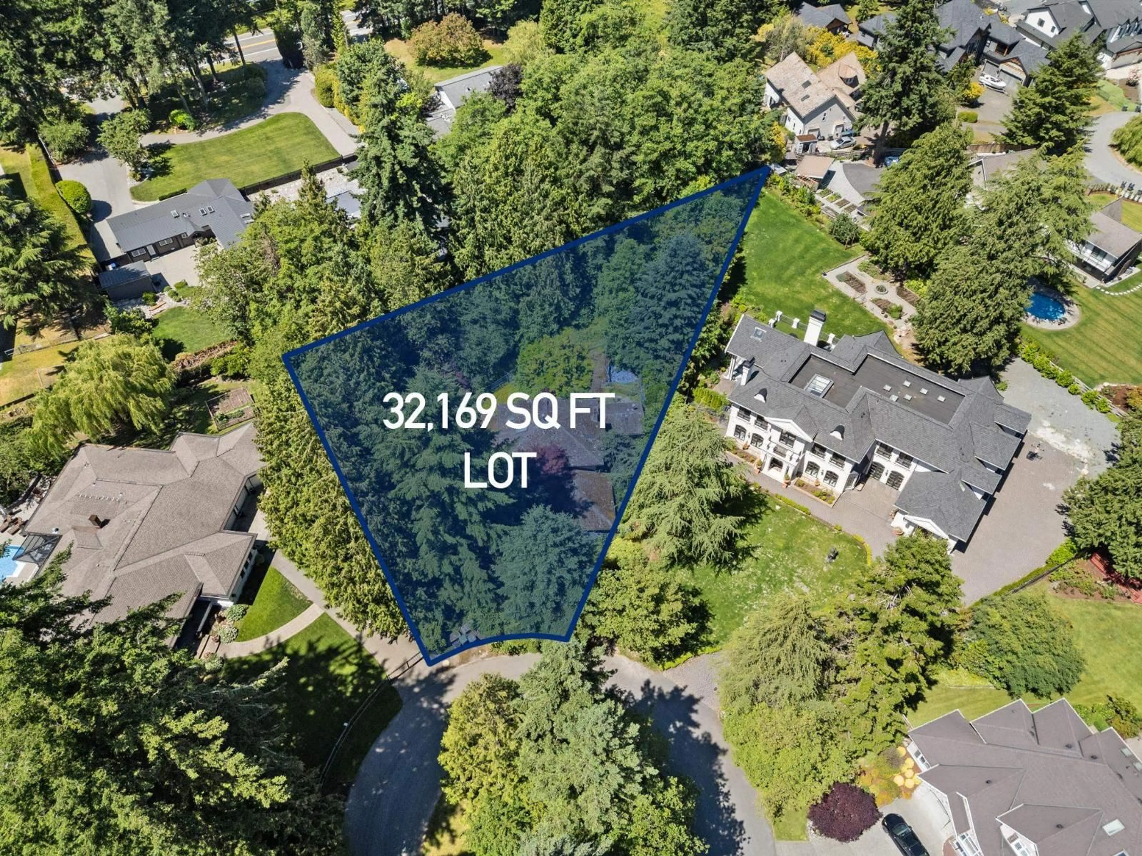 A pic from outside/outdoor area/front of a property/back of a property/a pic from drone, street for 14069 26A AVENUE, Surrey British Columbia V4P2E3